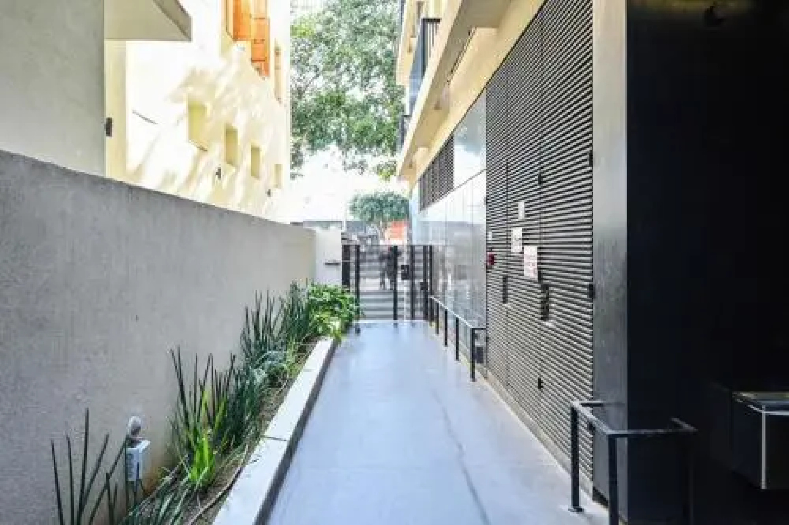 Alenby 29-High-Class Living In City By The Beach