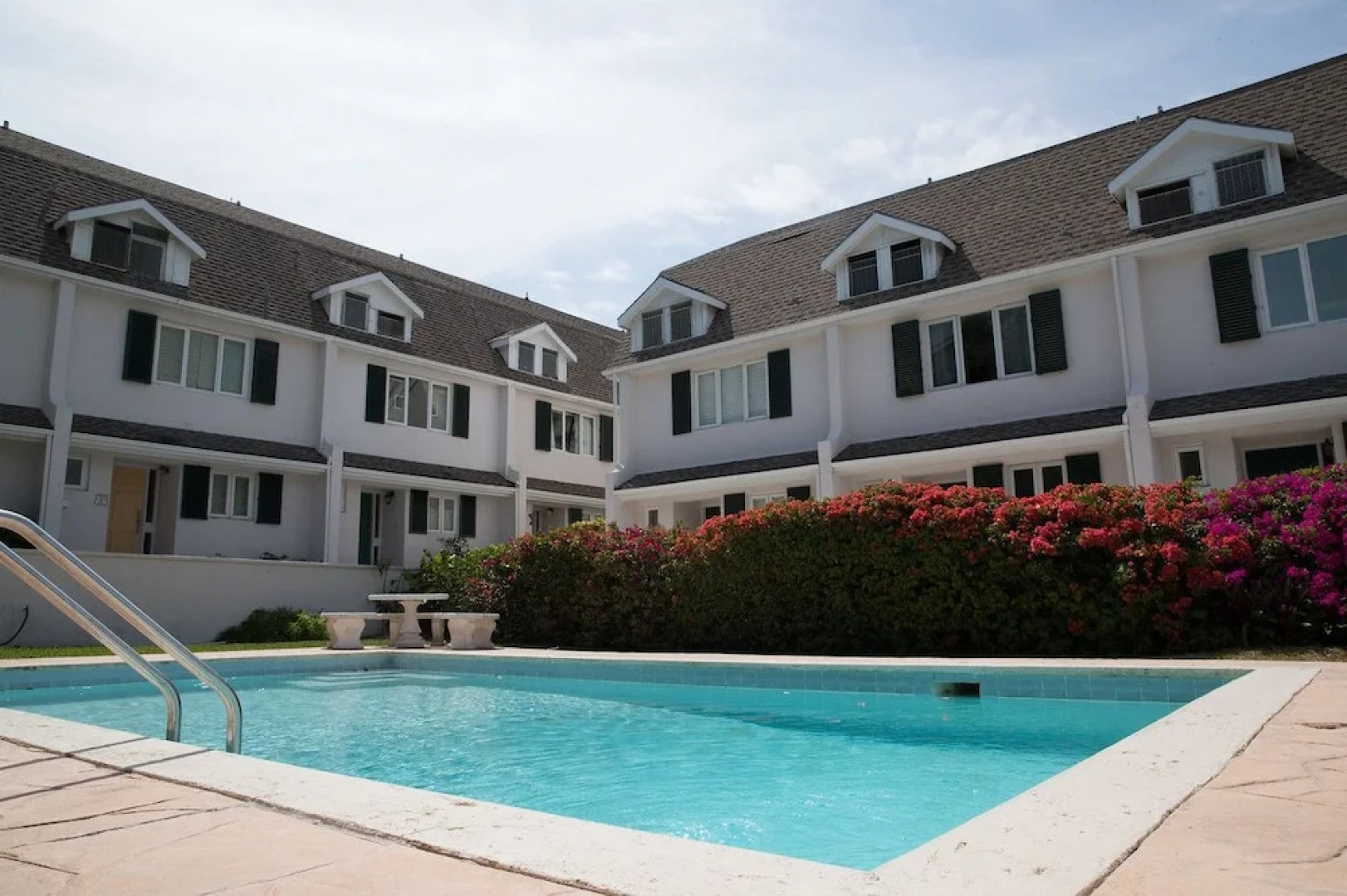 Bayview House Paradise Island