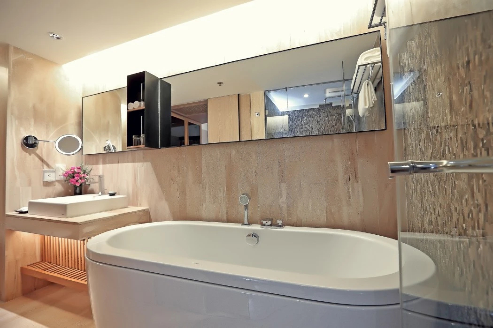 Arcadia Suites Bangkok