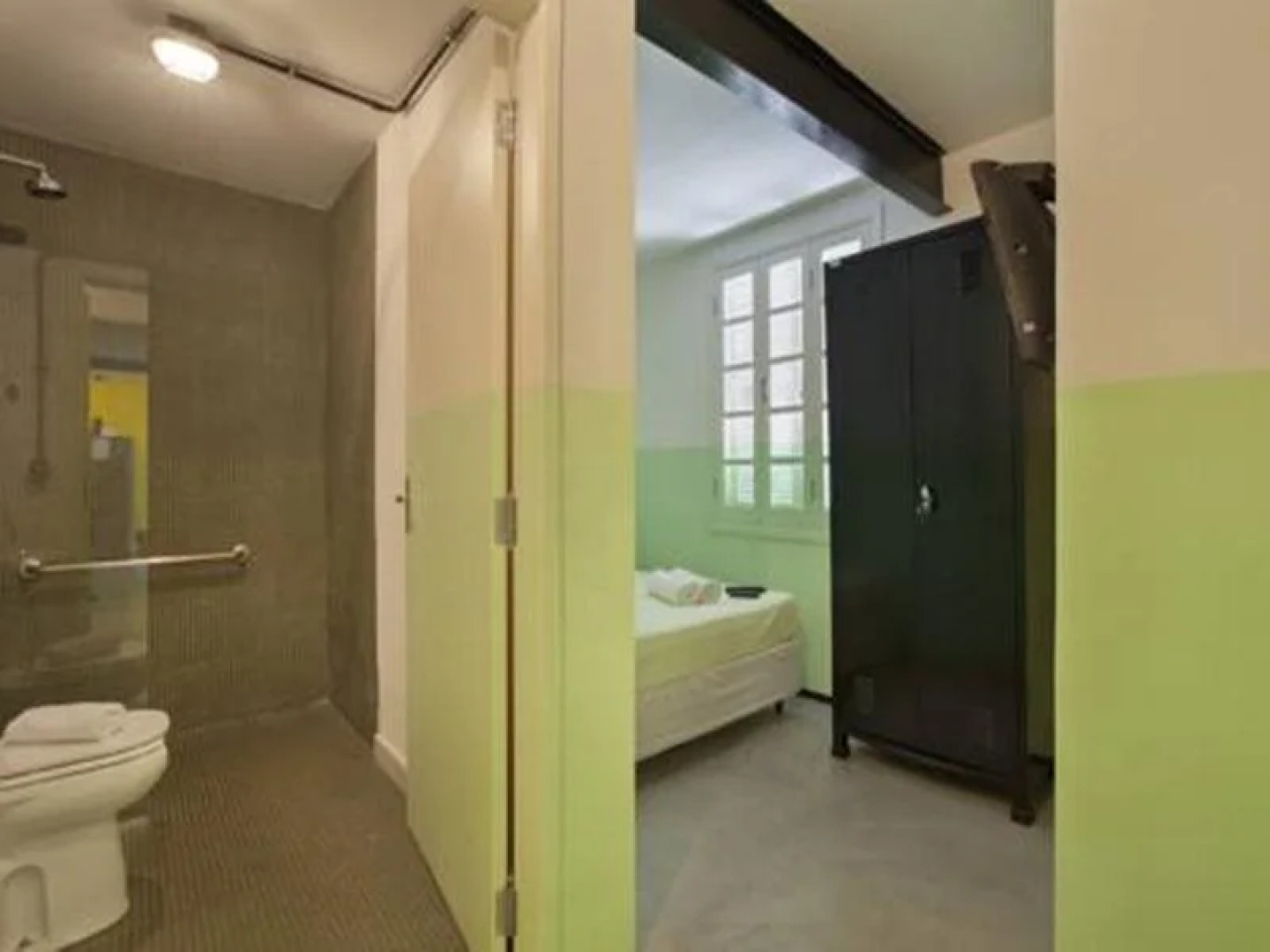 Contemporâneo Hostel