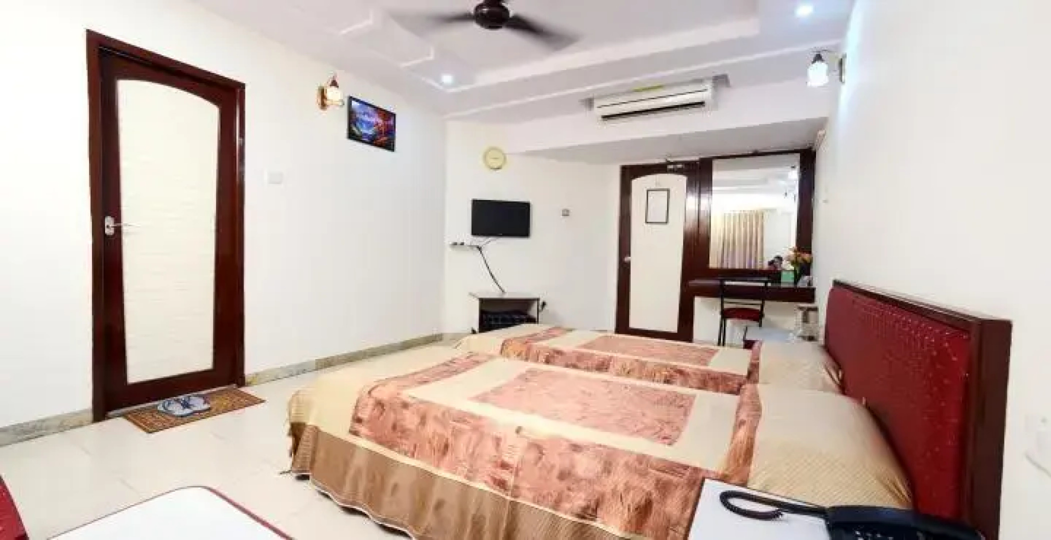 Siddharth Palace Hotel