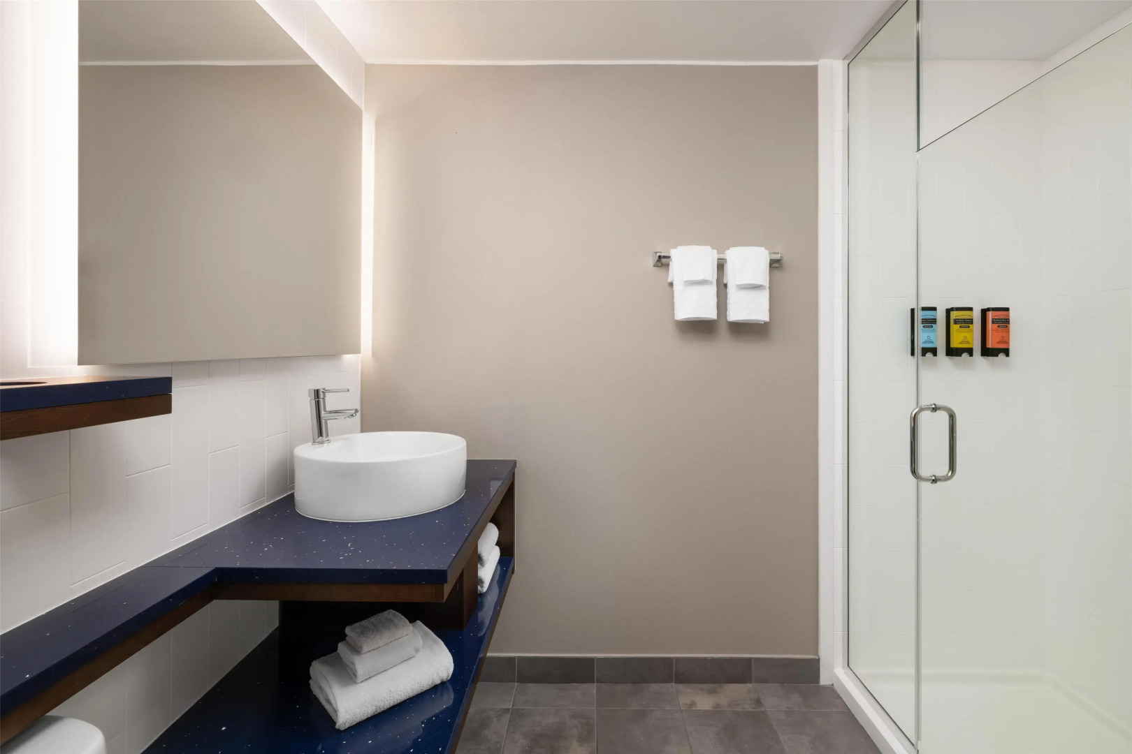 GLō Best Western Enid OK Downtown/Convention Center Hotel