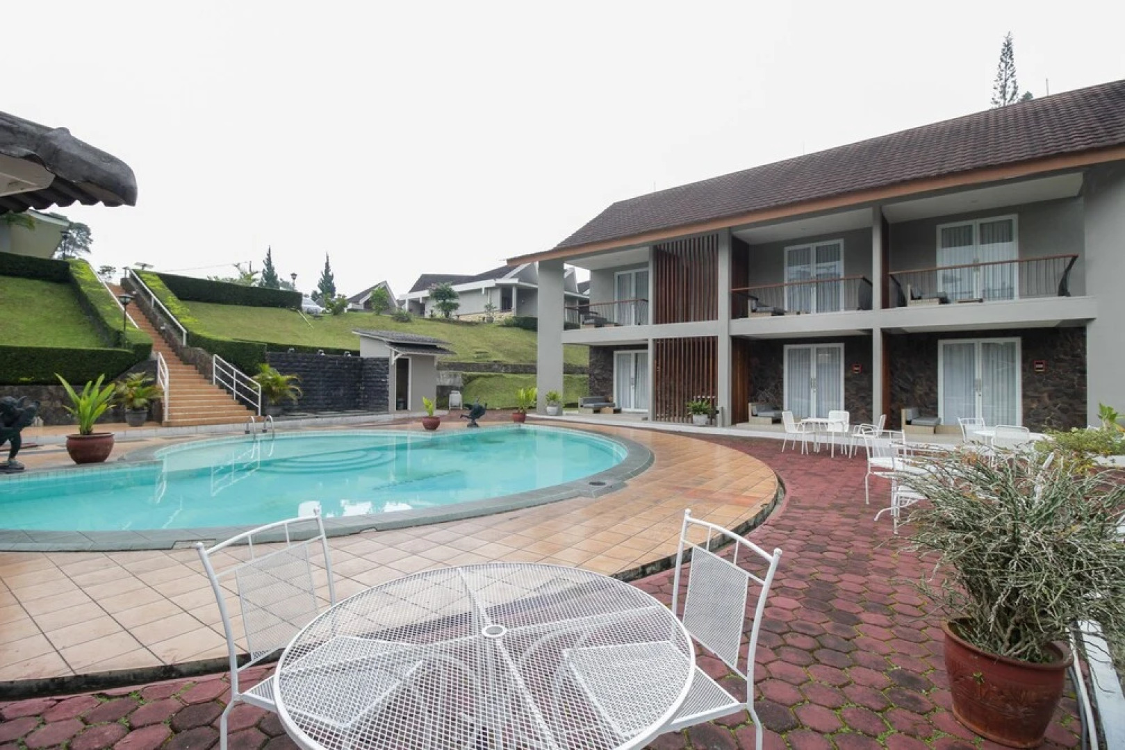 Airy Cisarua Raya Puncak KM 85 Bogor