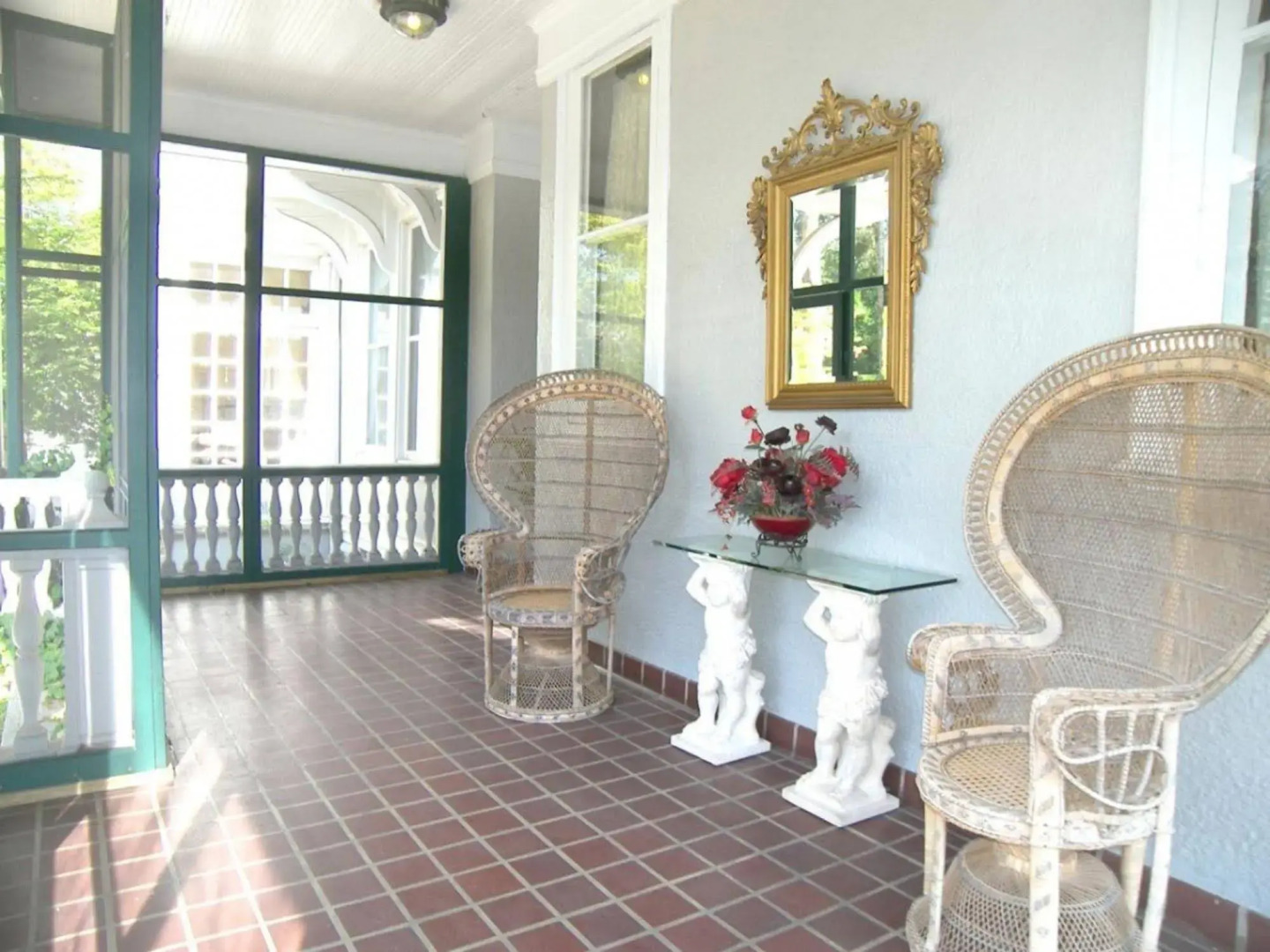 Alexander Mansion Bed and Breakfast