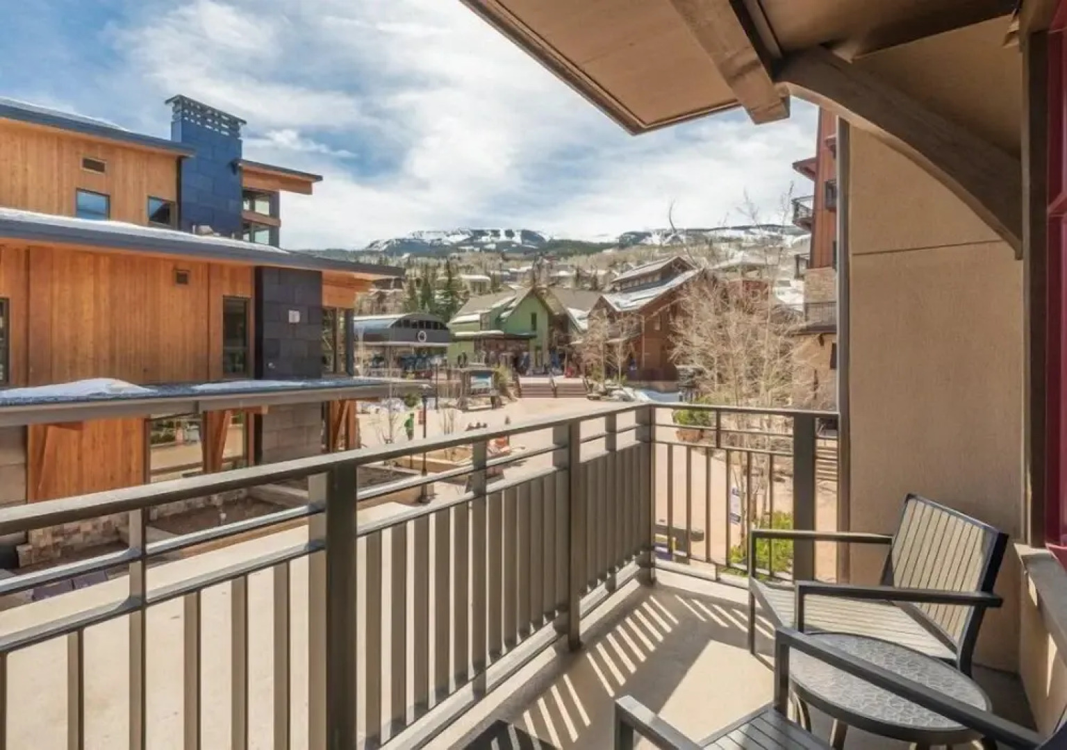 Luxury Ski in, Ski out 1 Bedroom Colorado Resort Vacation Rental in the Heart of Snowmass Base Village