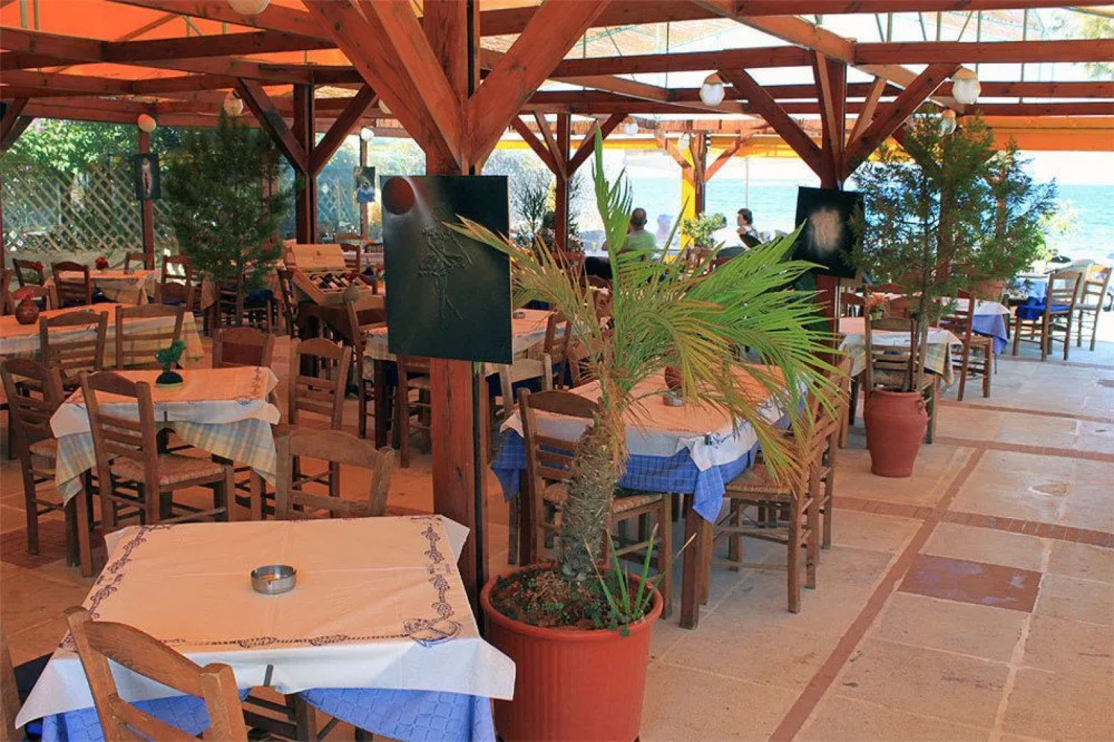 Calypso Hotel Apartments
