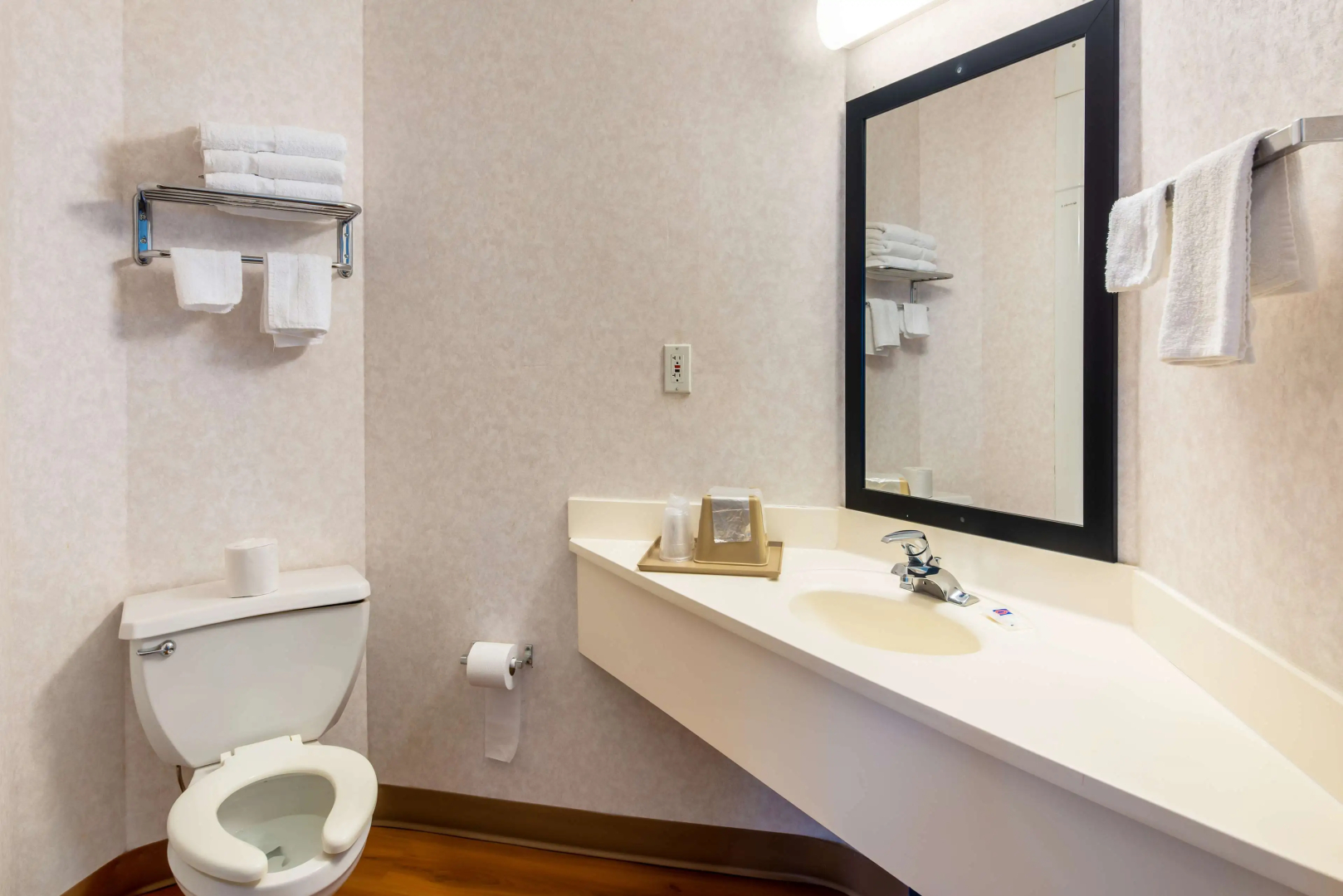 Motel 6 Statesville, NC