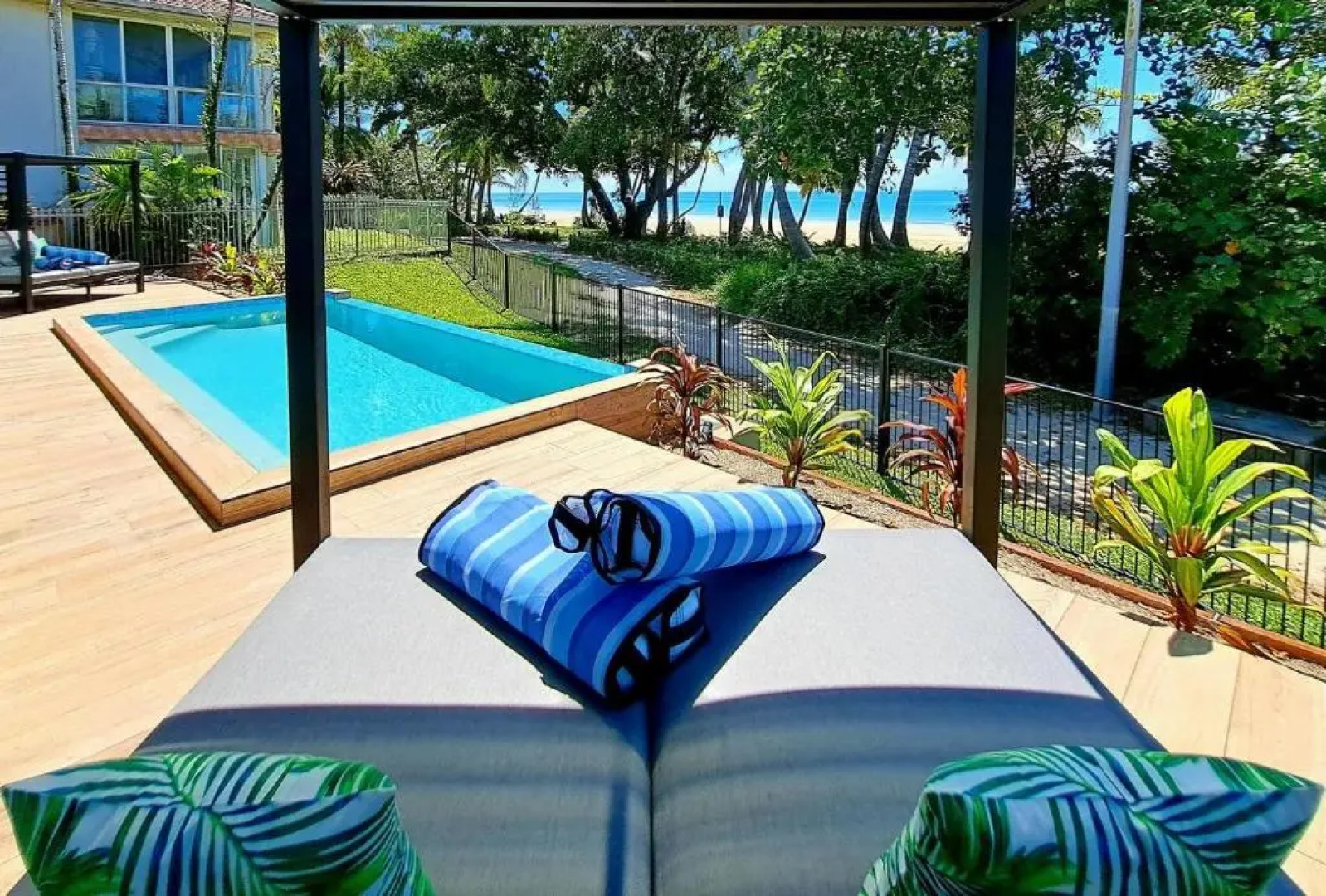 Seadreams Mission Beach