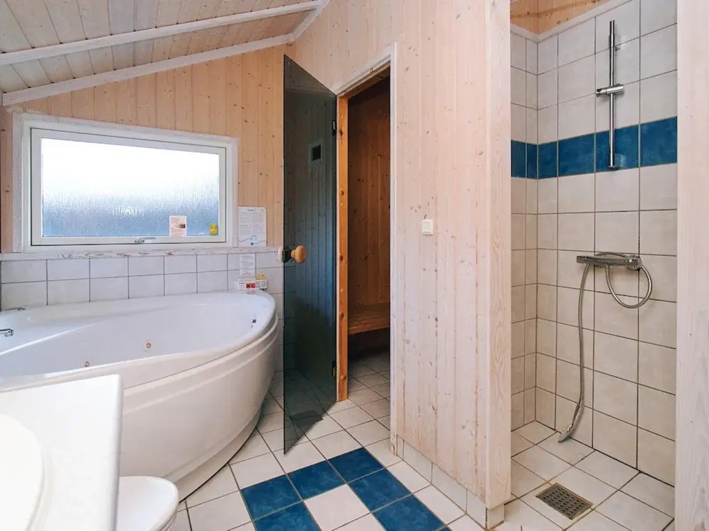 Cozy Holiday Home in AsnÃ¦s near Fishing