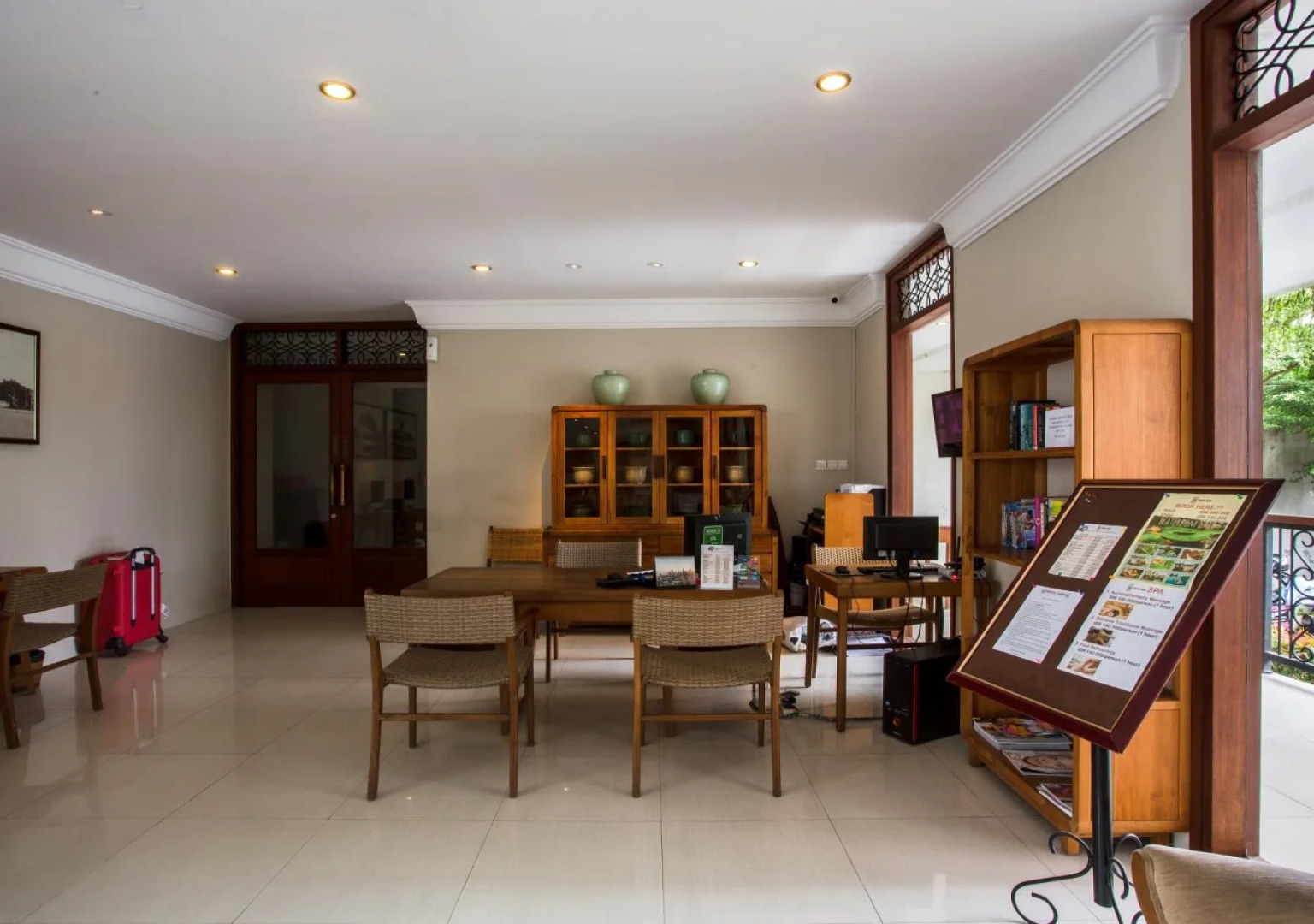 Seminyak Lagoon All Suites Hotel