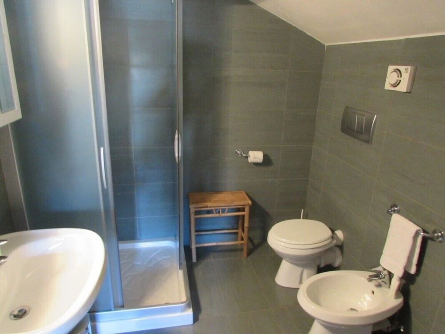 B&B Carunei