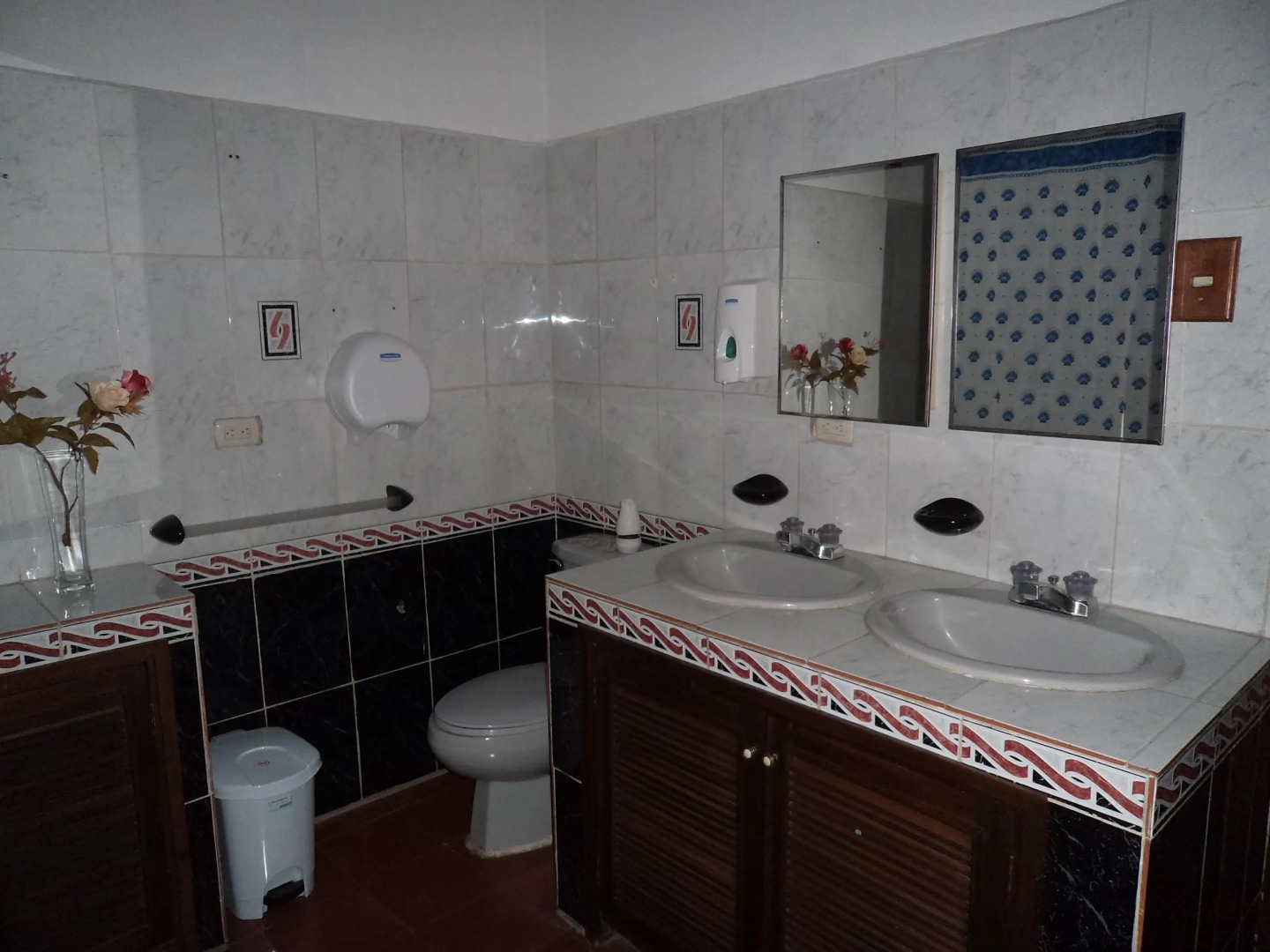 Chez Juanca Hotel Cafe