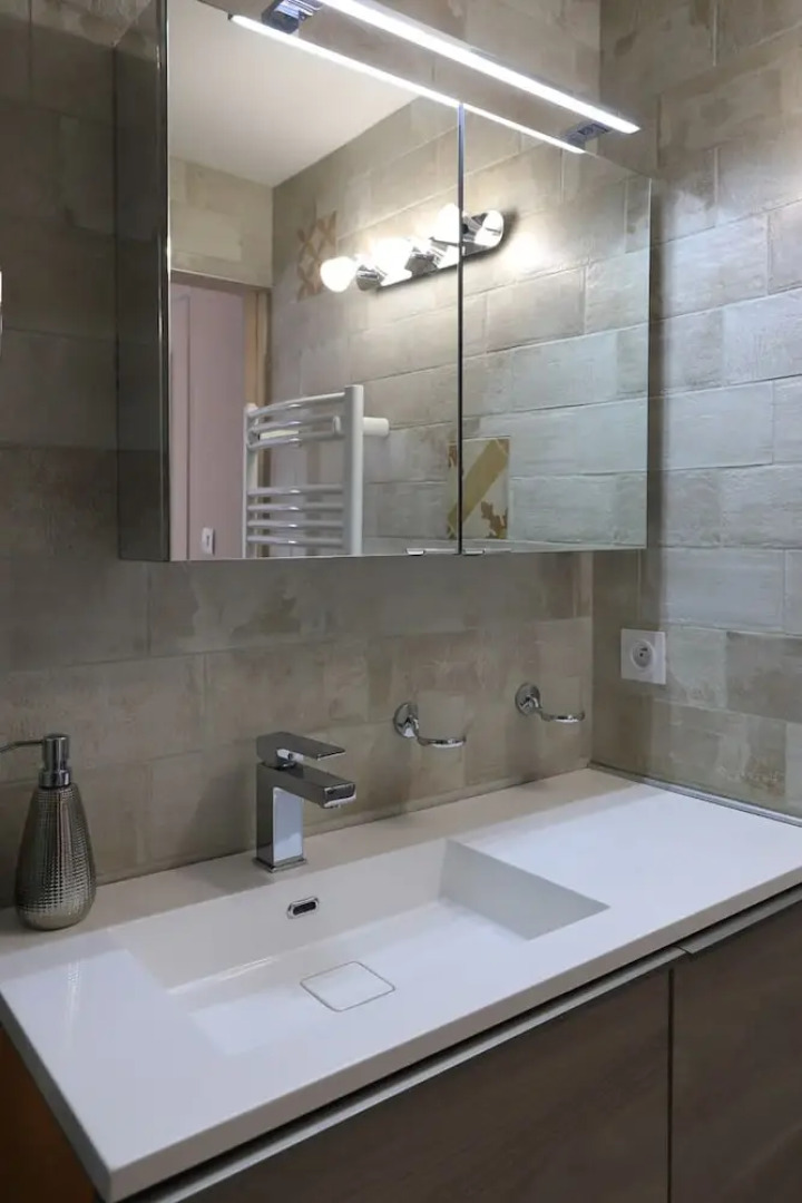 T2 centre ville clim et parking