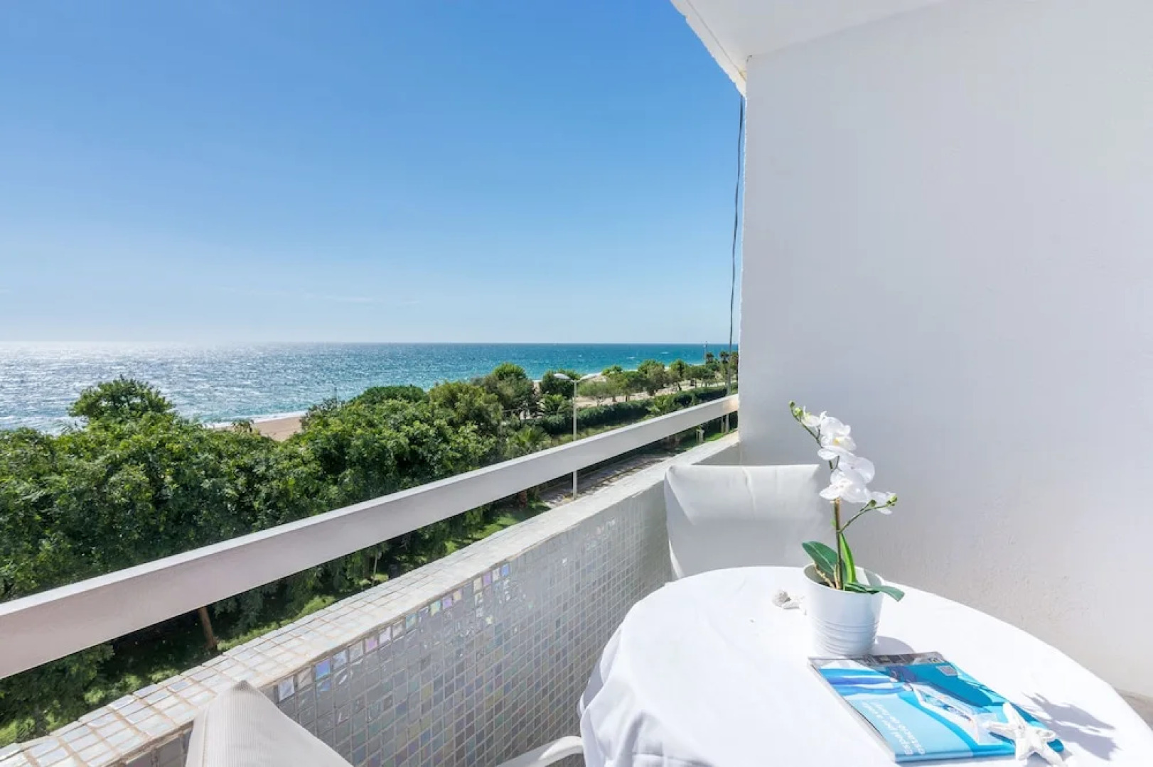 HomeHolidaysRentals Mariluz