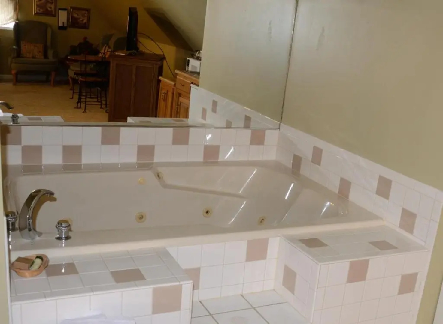 Four Seasons Country Inn