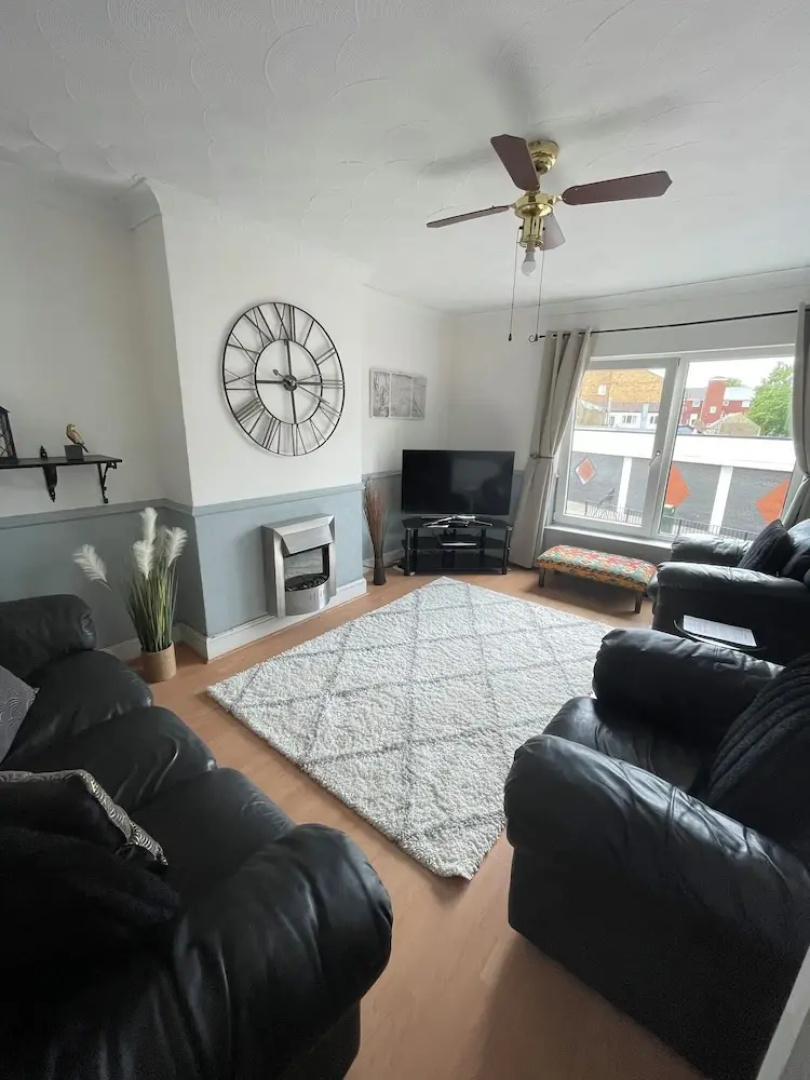 March-2bed Apt - Family Friendly - Pet Friendly