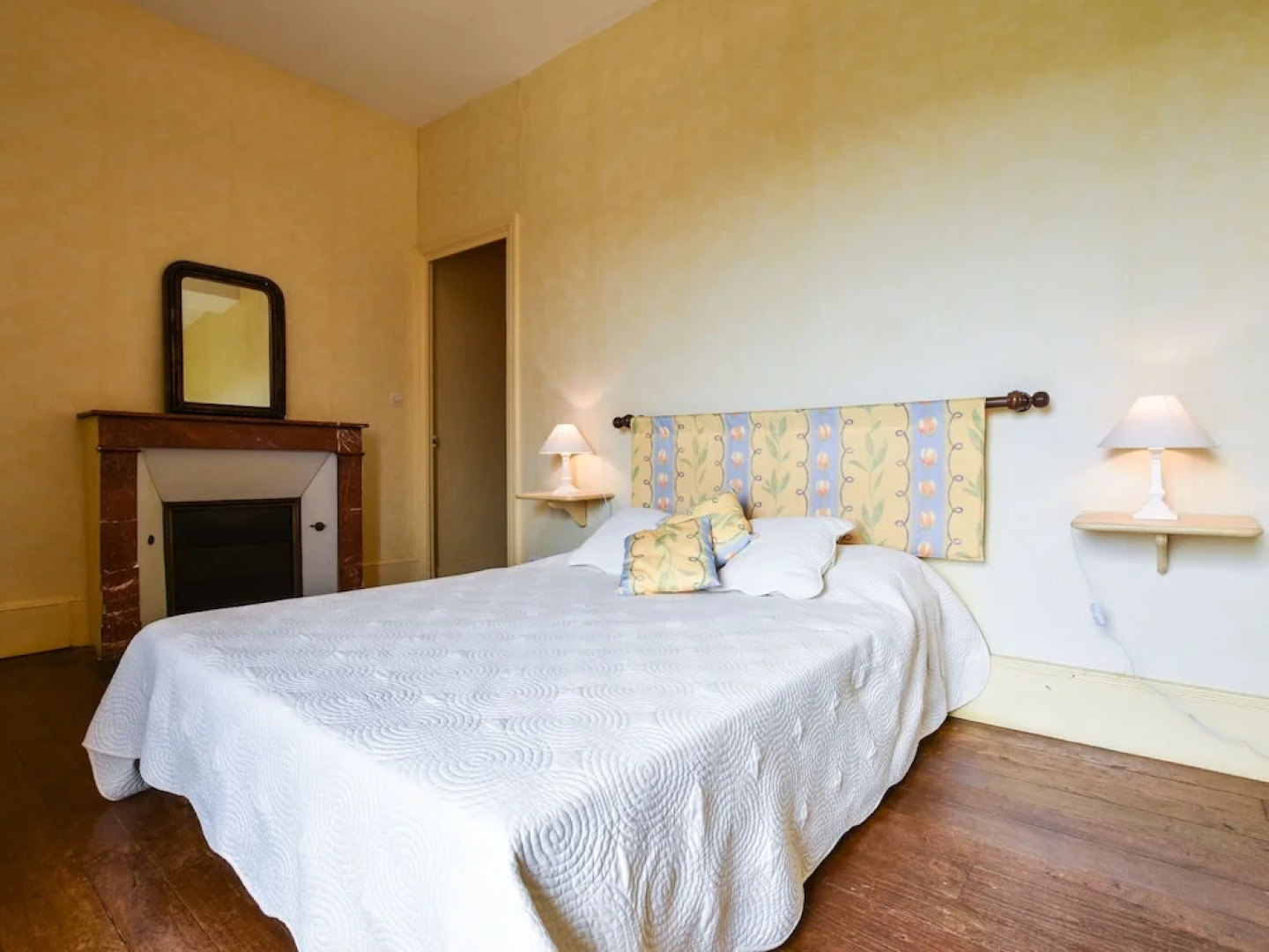 Monumental House With Private Pool and a Stunning View of Belvès