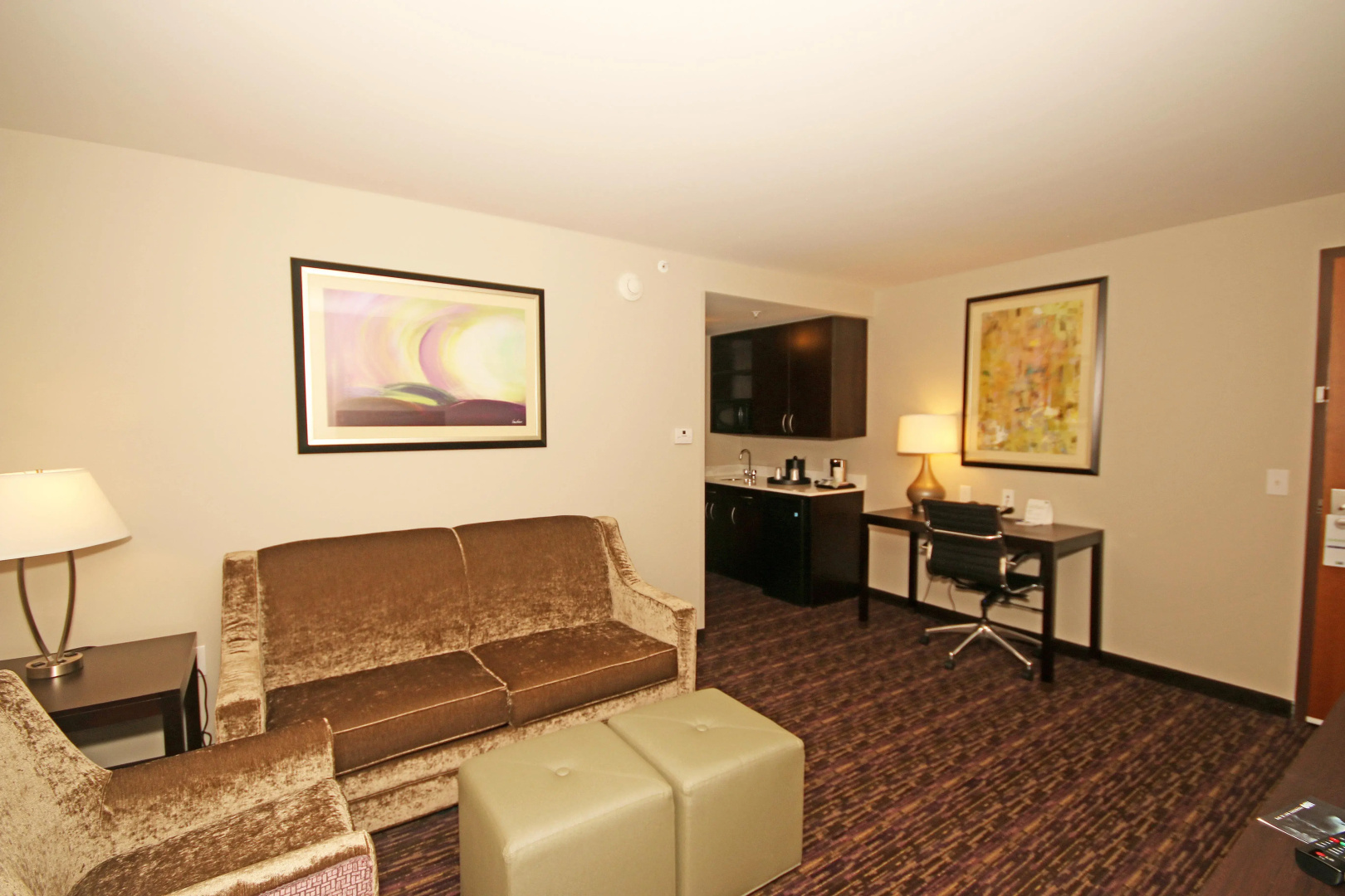 Holiday Inn Express & Suites Charlotte North by IHG