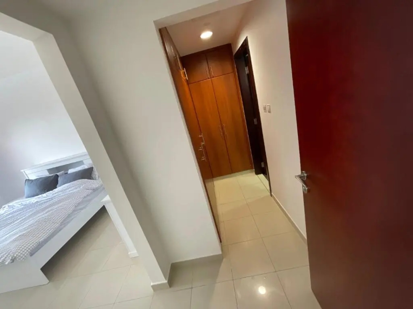 Amazing 1 Bedroom Apartment Next To The Beach