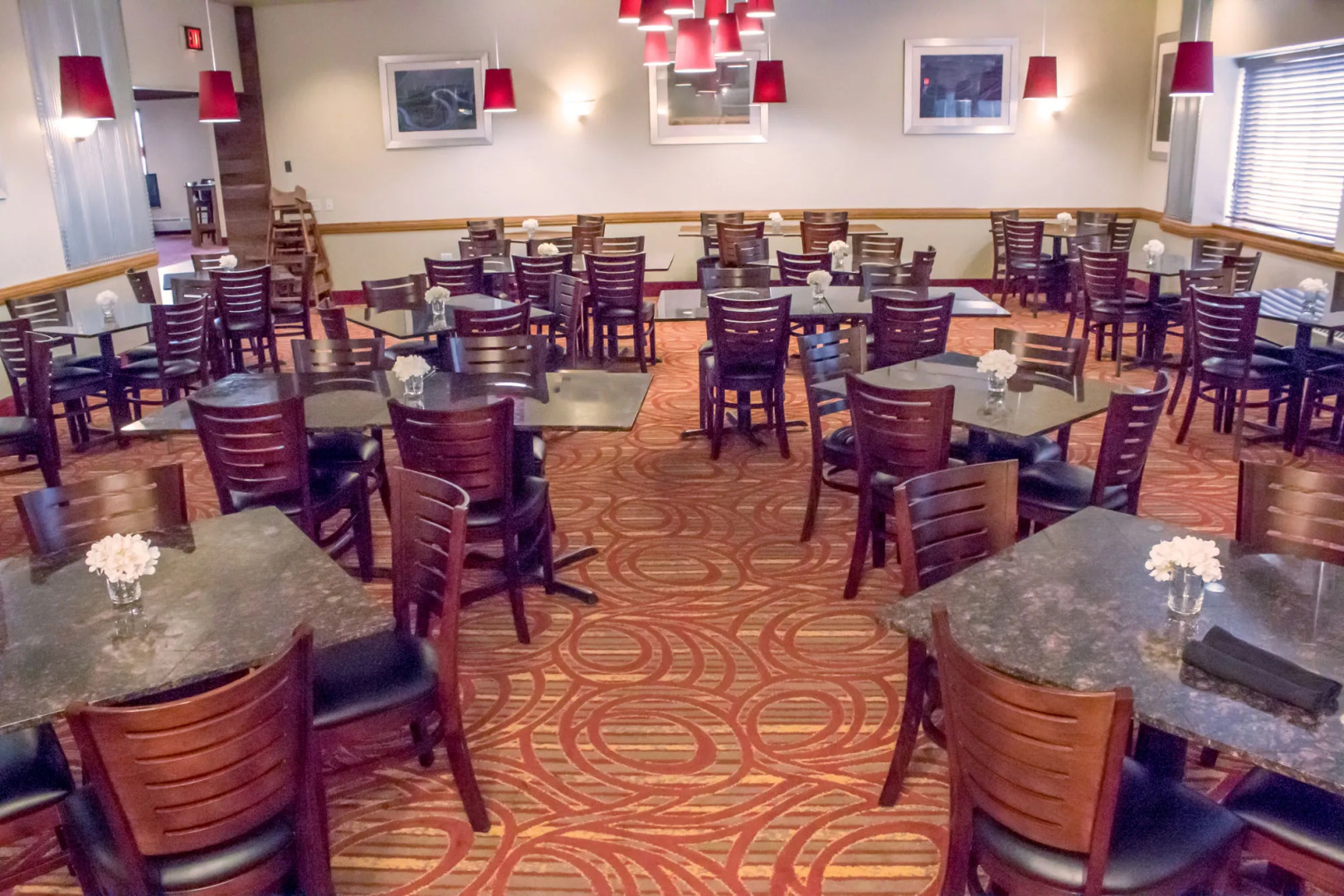 Grand Williston Hotel & Conference Center