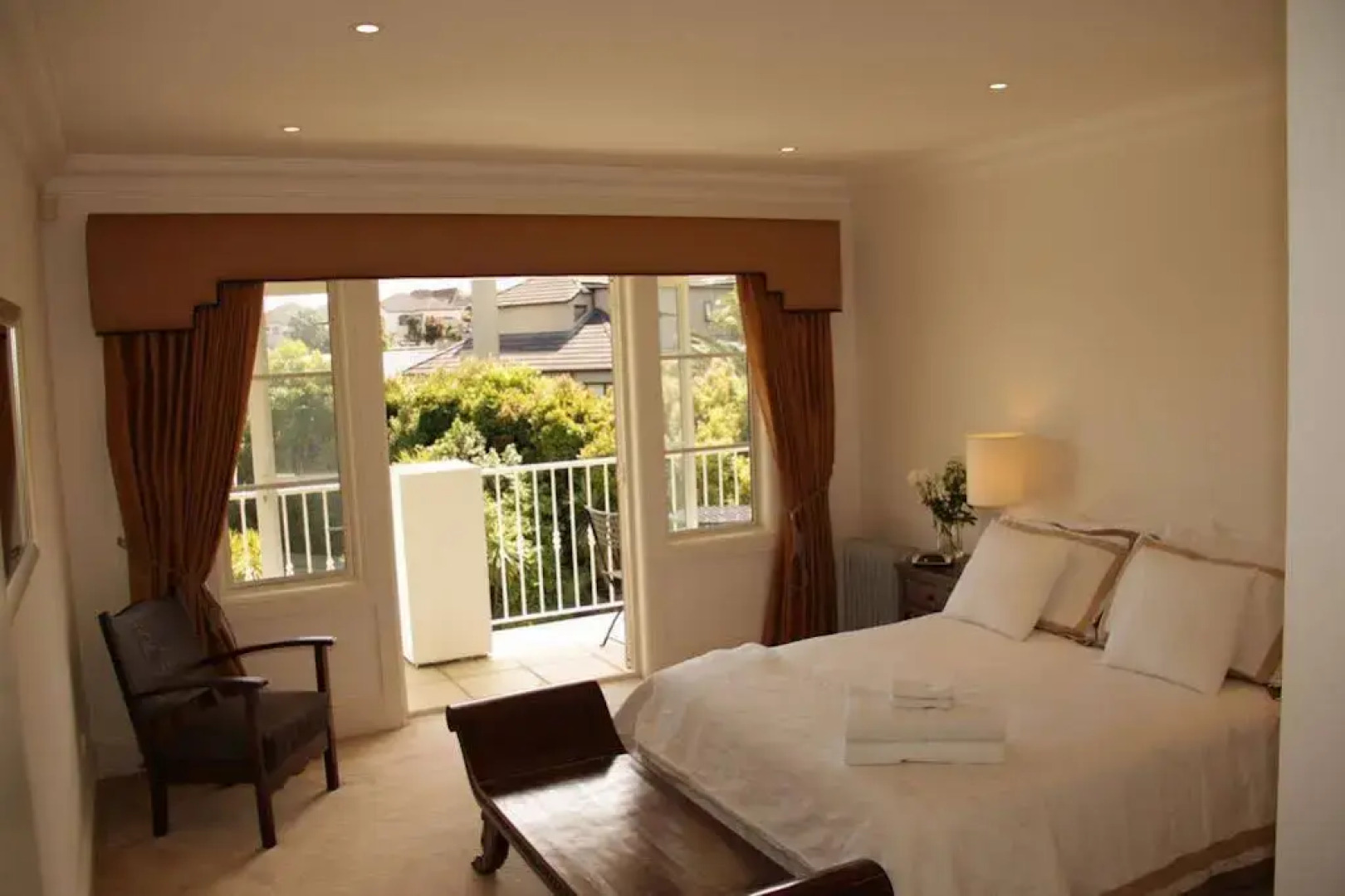 The Consulate Luxury Bed and Breakfast