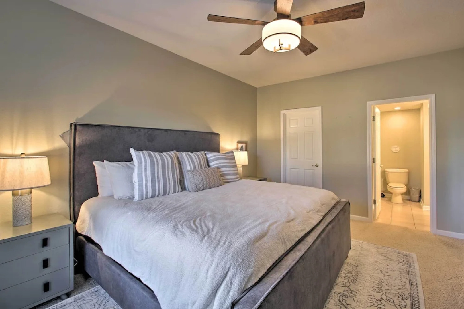 Hot Springs Village Home on Golf Course!