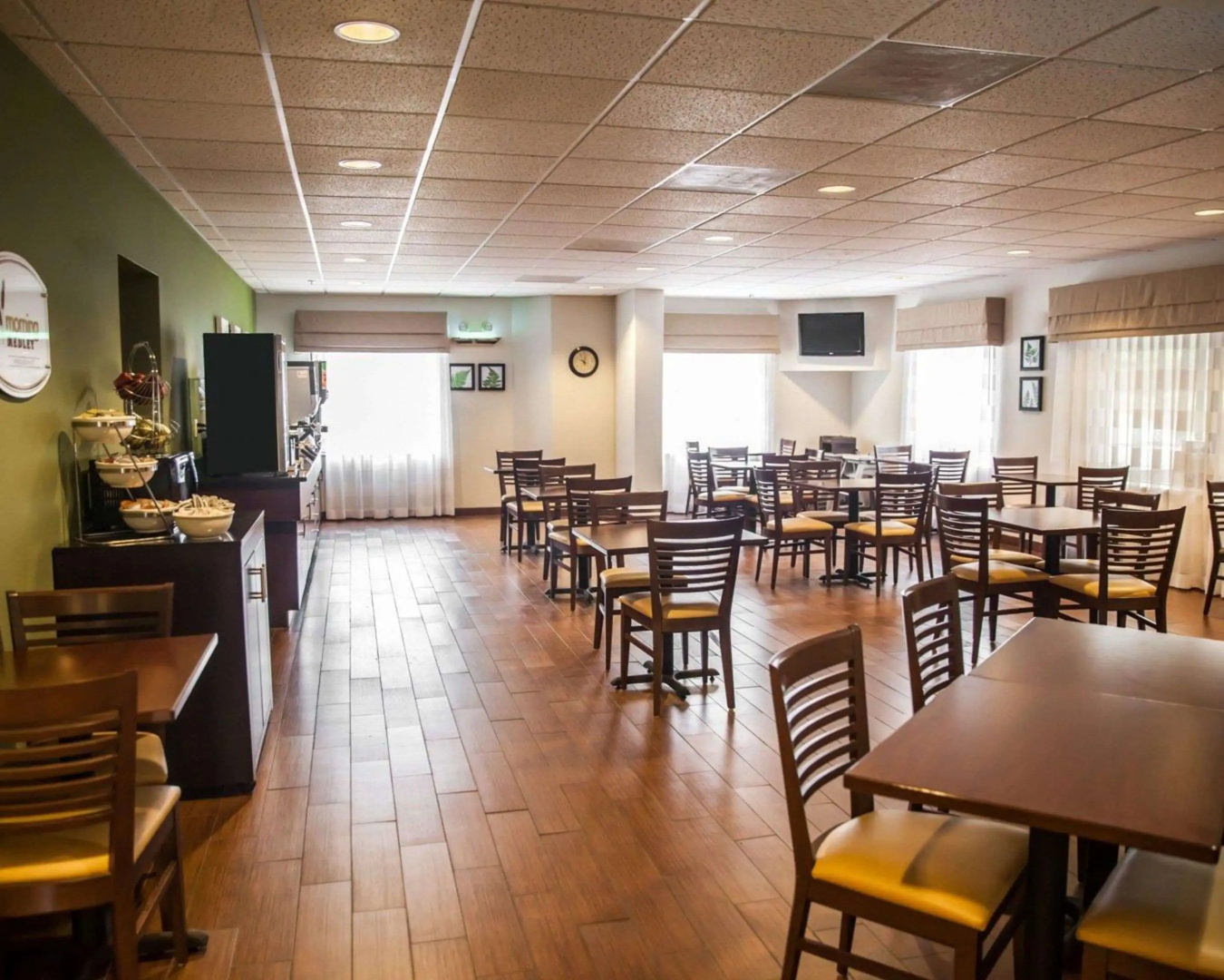 Sleep Inn & Suites