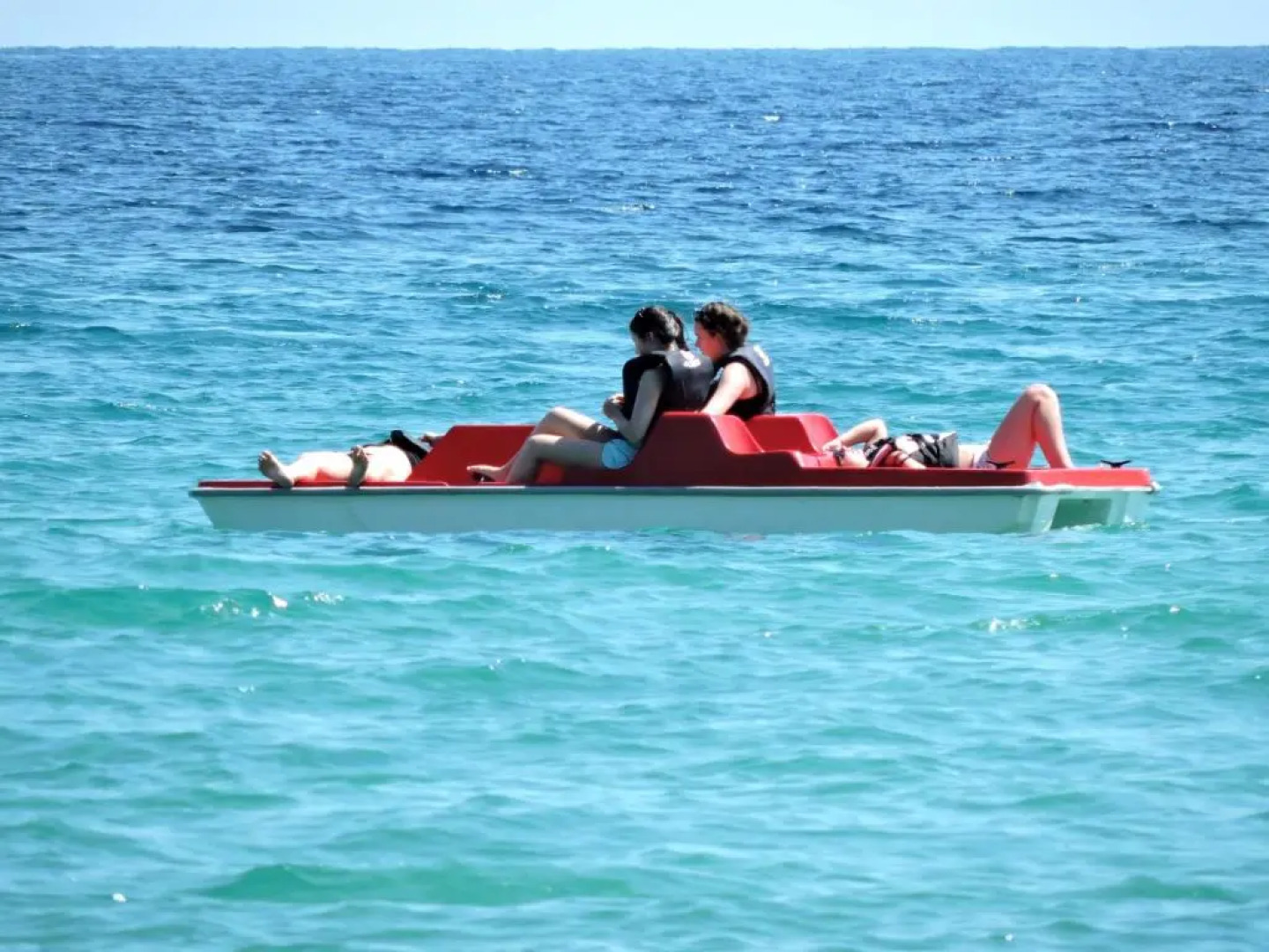 Hatzoudis Luxury Suites