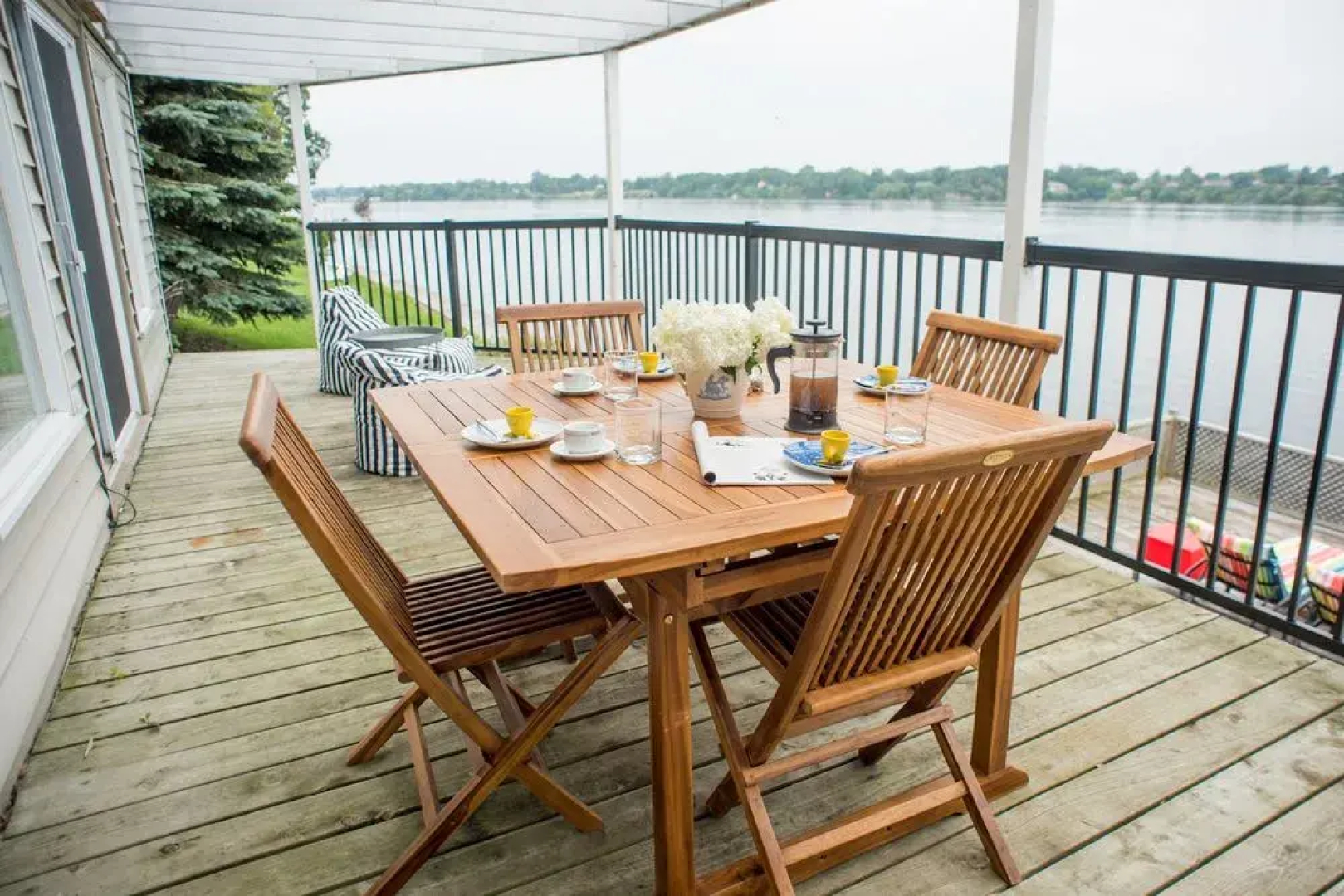 Shorehill Cottages on the Water