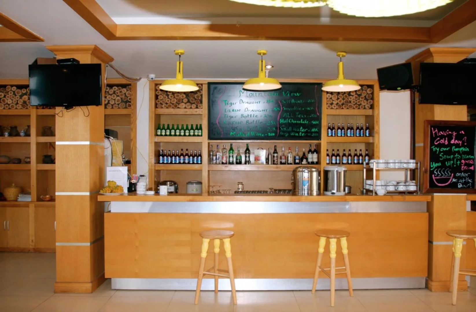 Mountain View Hotel - Hostel