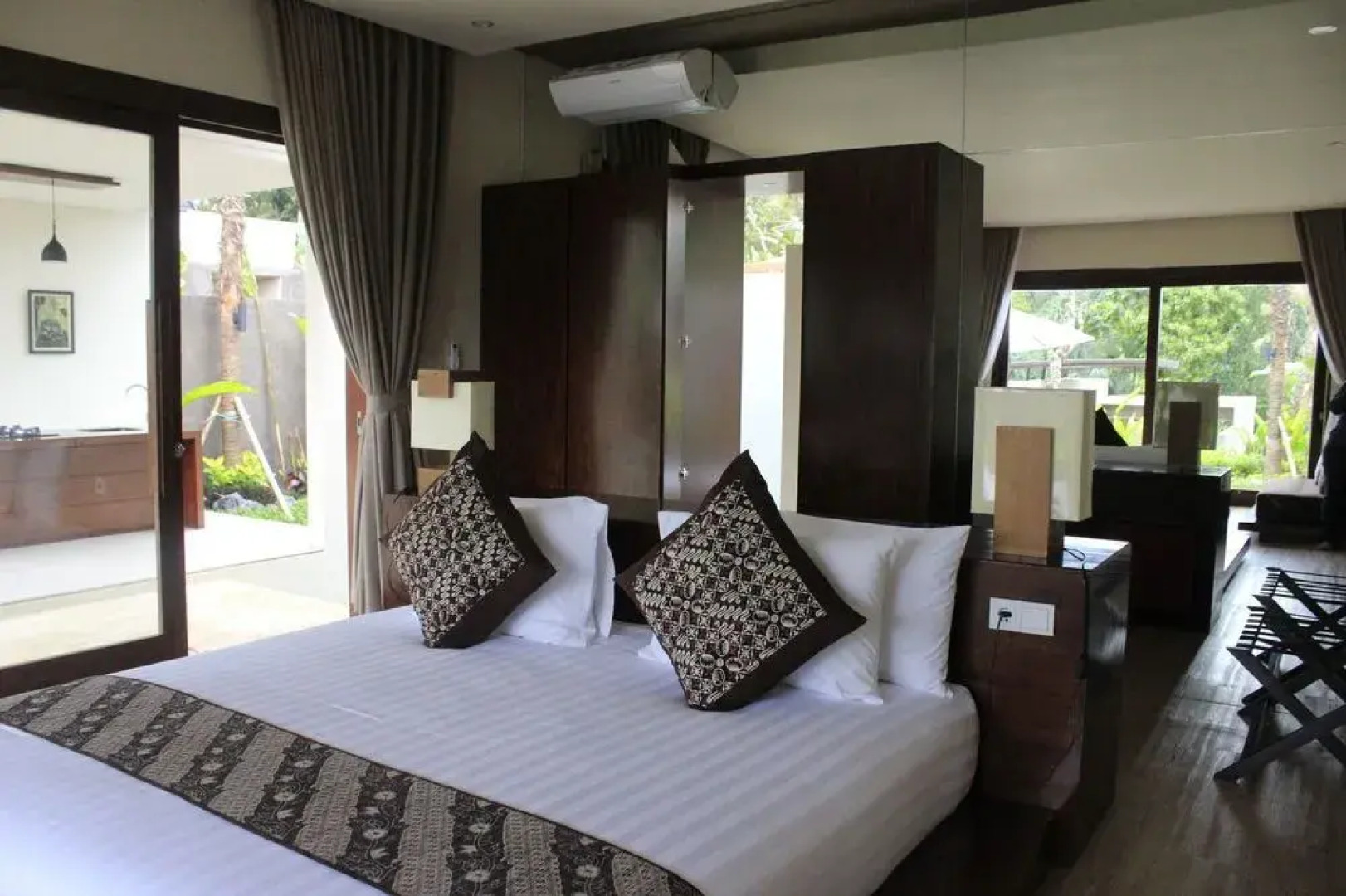 Senetan Villa and Spa Resort