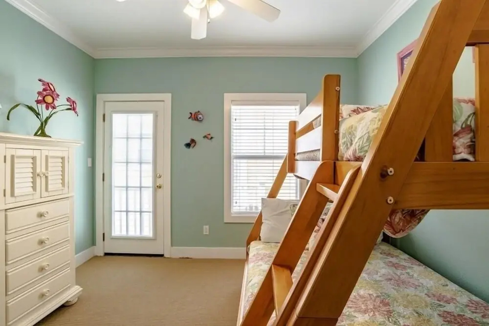 Living It Up 12B - 3 Br Condo