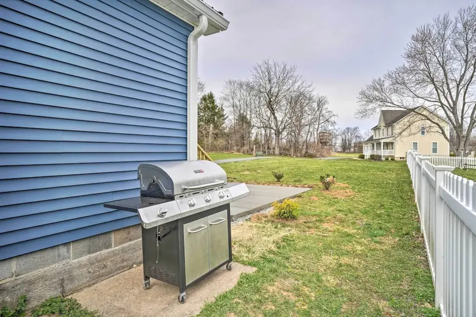 Peaceful Home w/ Patio < 2 Mi to Nat'l Park!