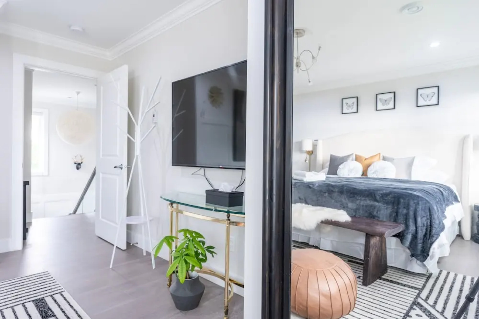 Luxury house with 3 bedrooms and 1 office