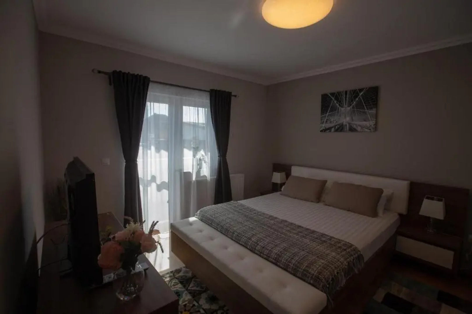 Apartament Saguna