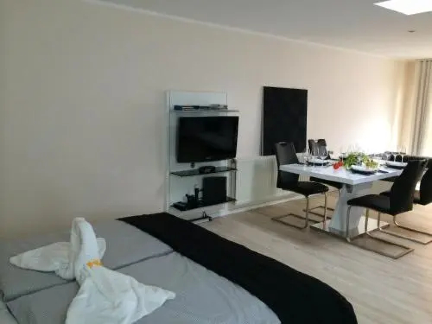 Studio Apartment L.Y.M.A.