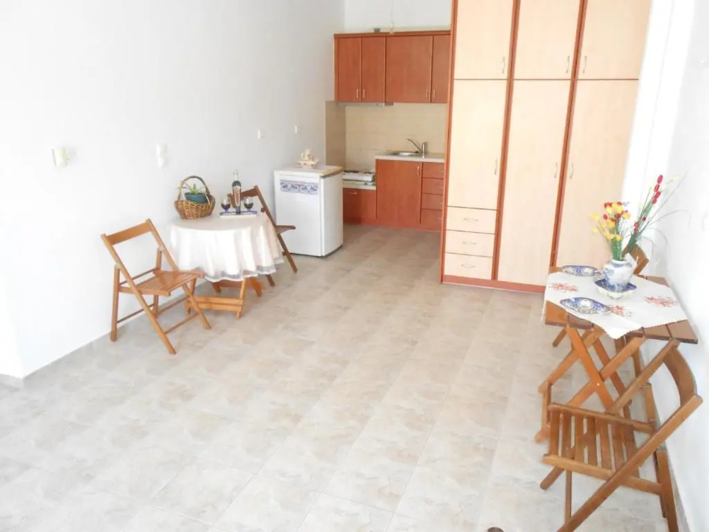 Chrysolithos Kerami Apartments