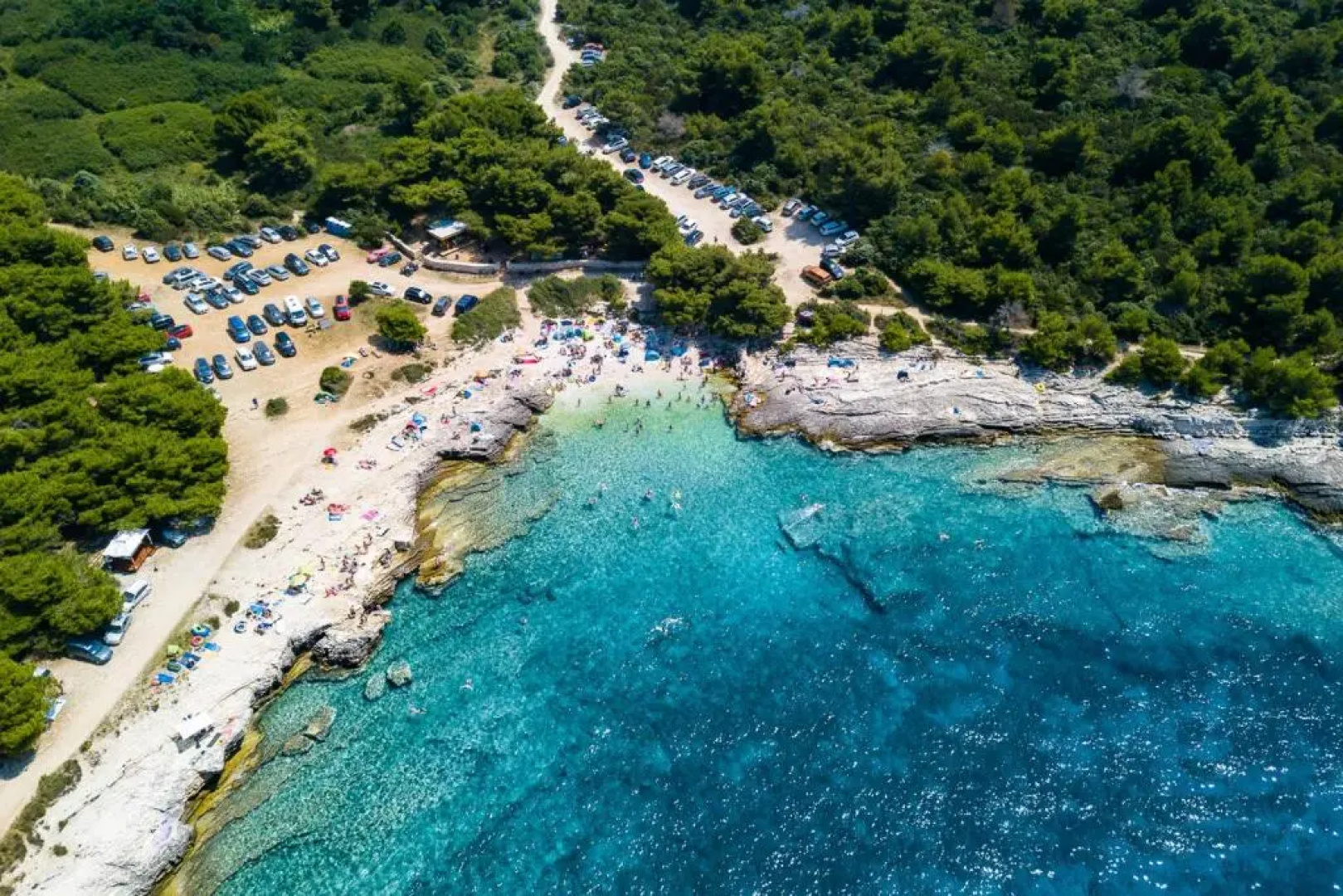 Modern villa Nerina with private pool near Pula