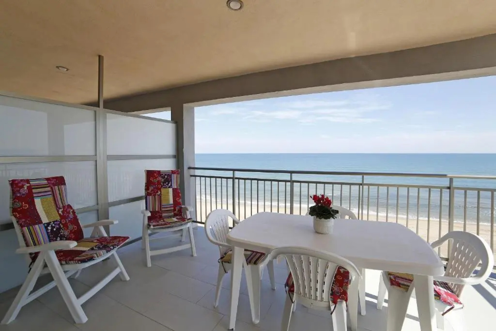 Apartamento frente al mar