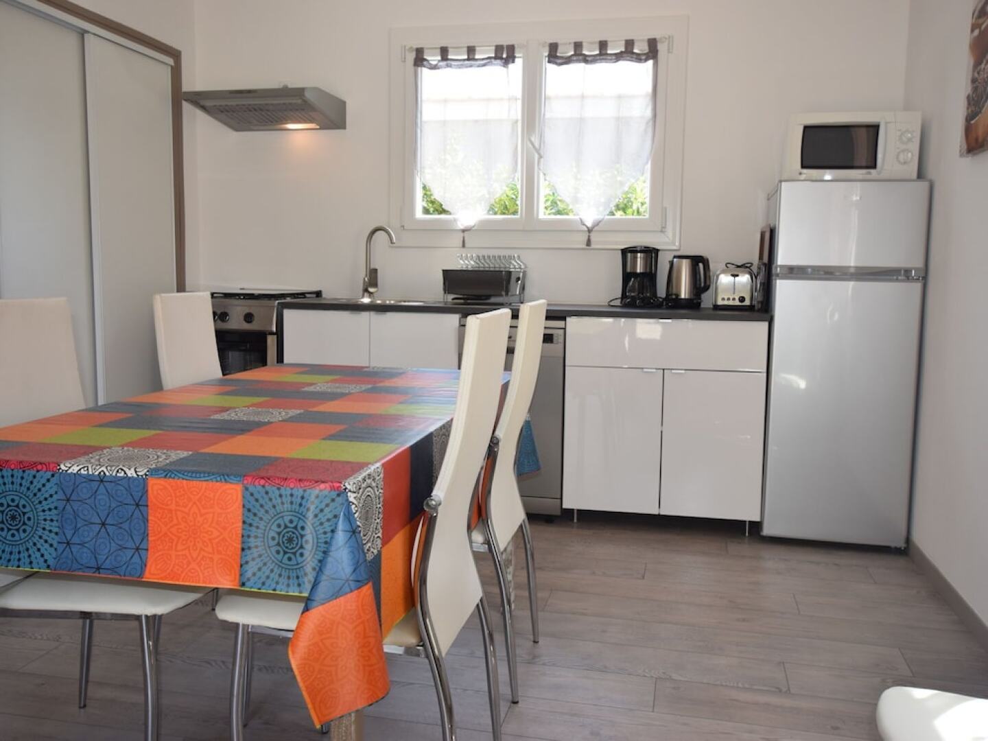 Gite on a Quiet Property, Through a Wine Garden Surrounding