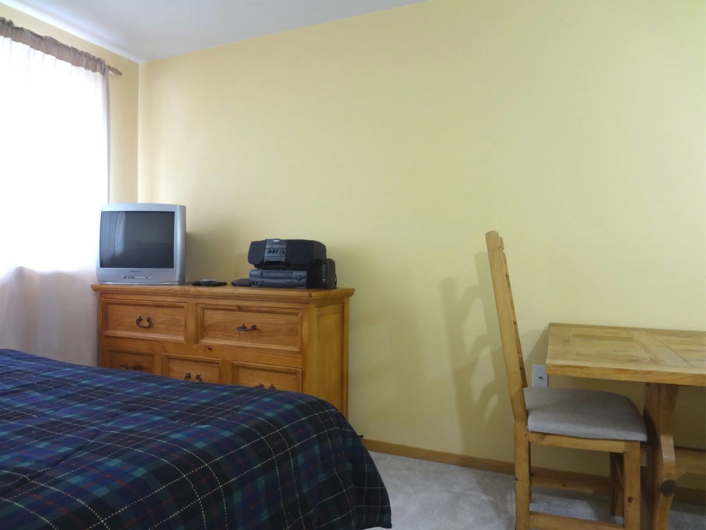 Cedars Lodge Condos by CRMR