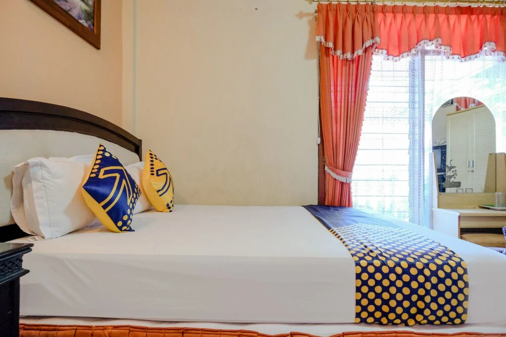 Hotel Dirgahayu by OYO Rooms