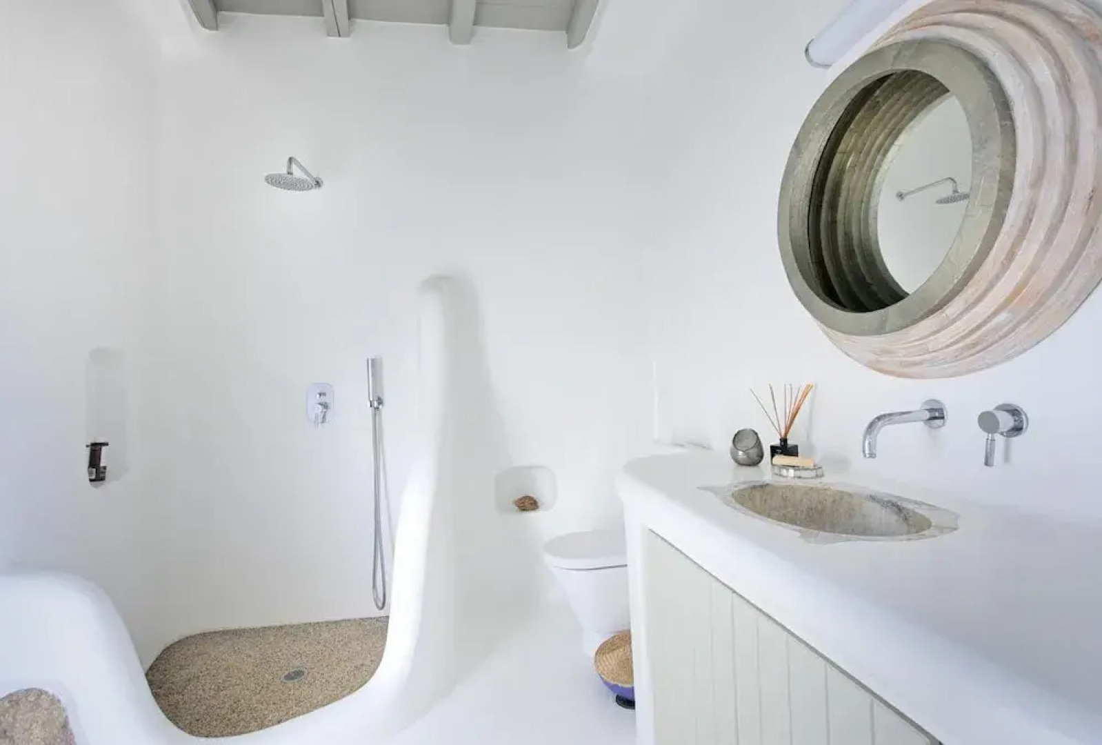 Magnolia in Mykonos With 4 Bedrooms and 4 5 Bathrooms