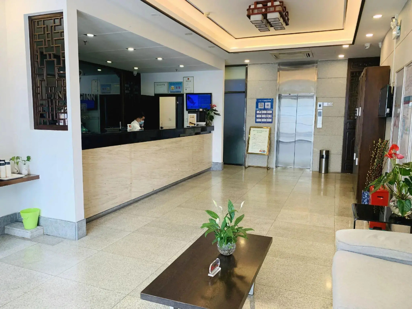 Jinjiang Inn (Shenzhen Futian Exhibition Center Fumin Metro Station)