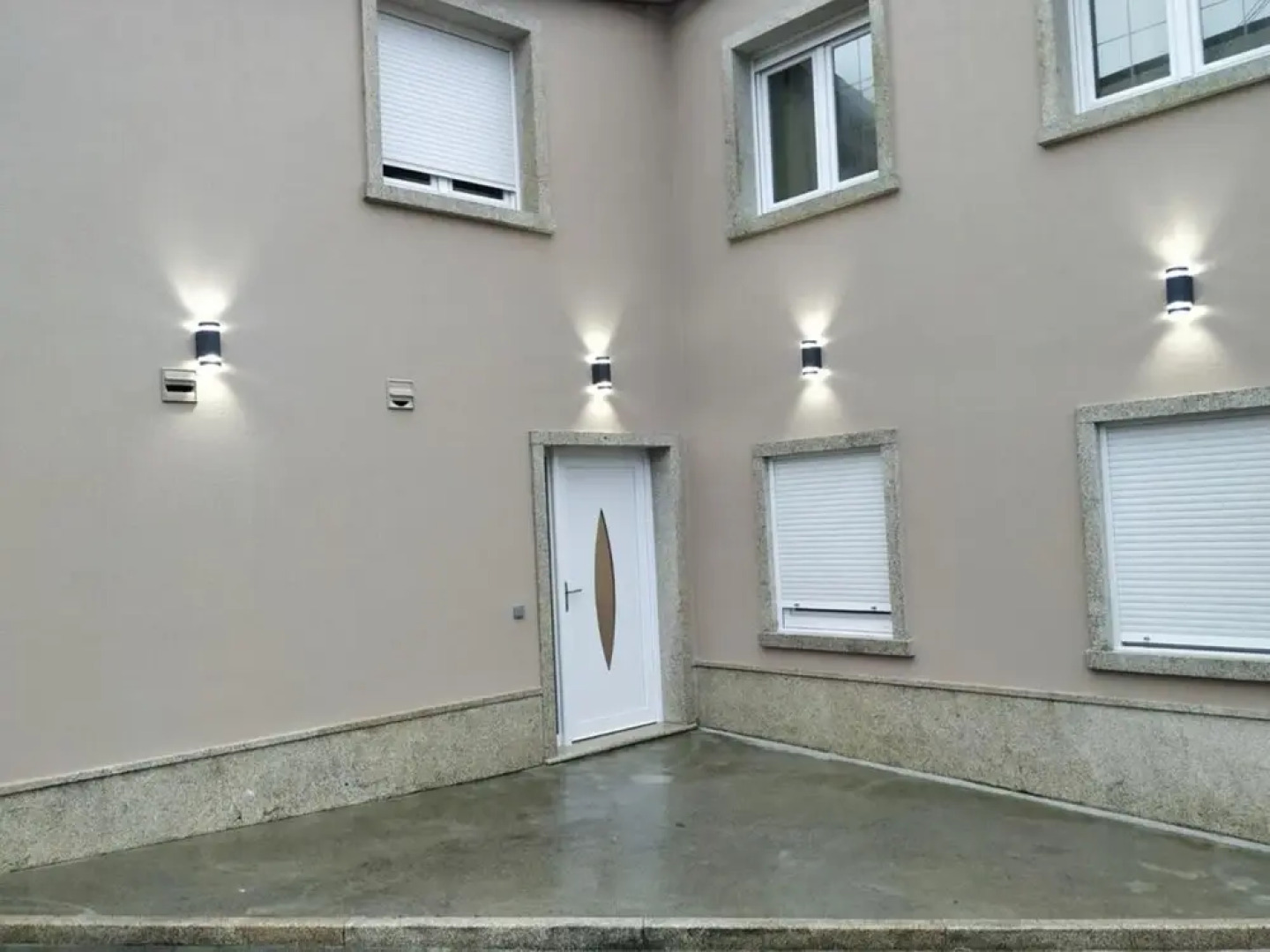 House - 3 Bedrooms - 107788