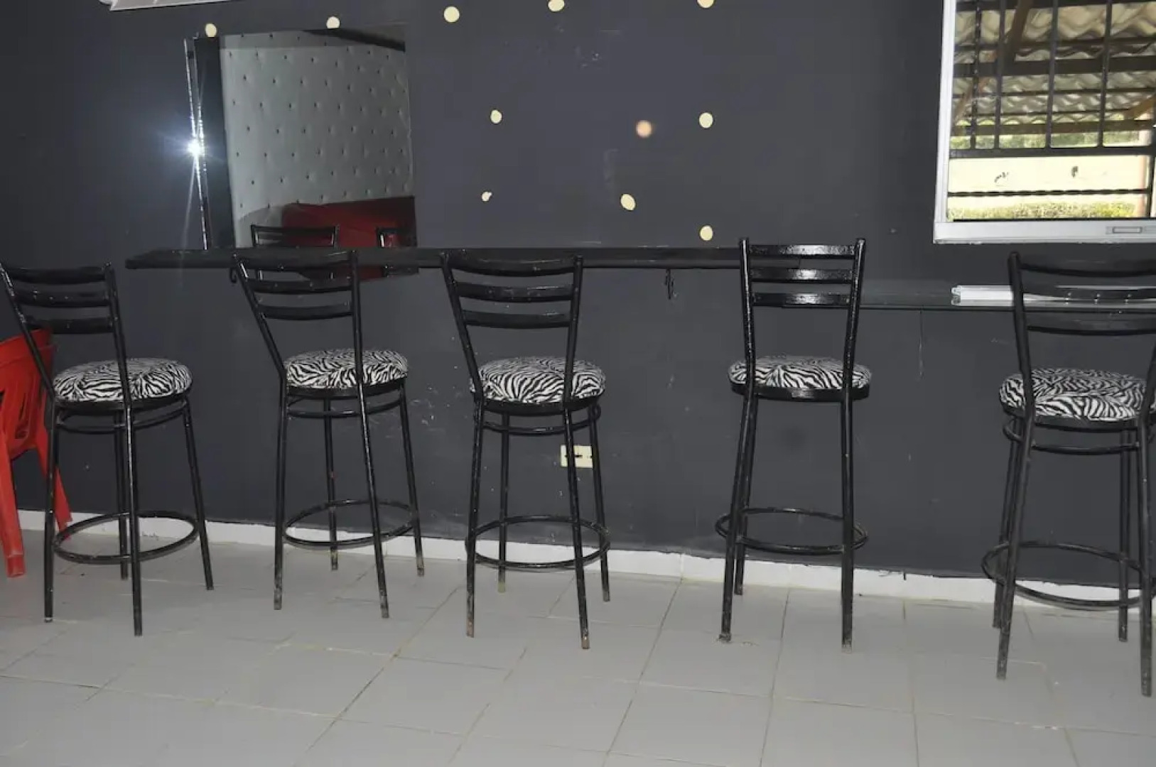 Hotel La Polilla Bar and Restaurant