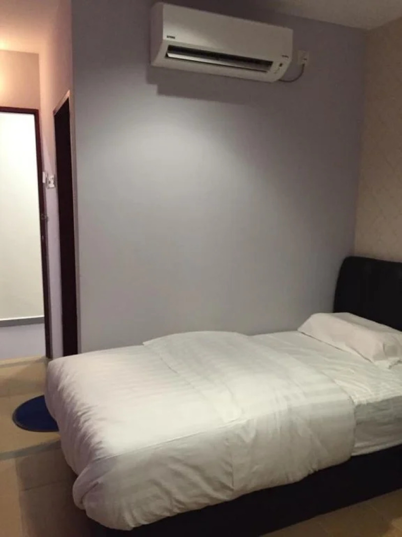 Tas Sakura Budget Hotel