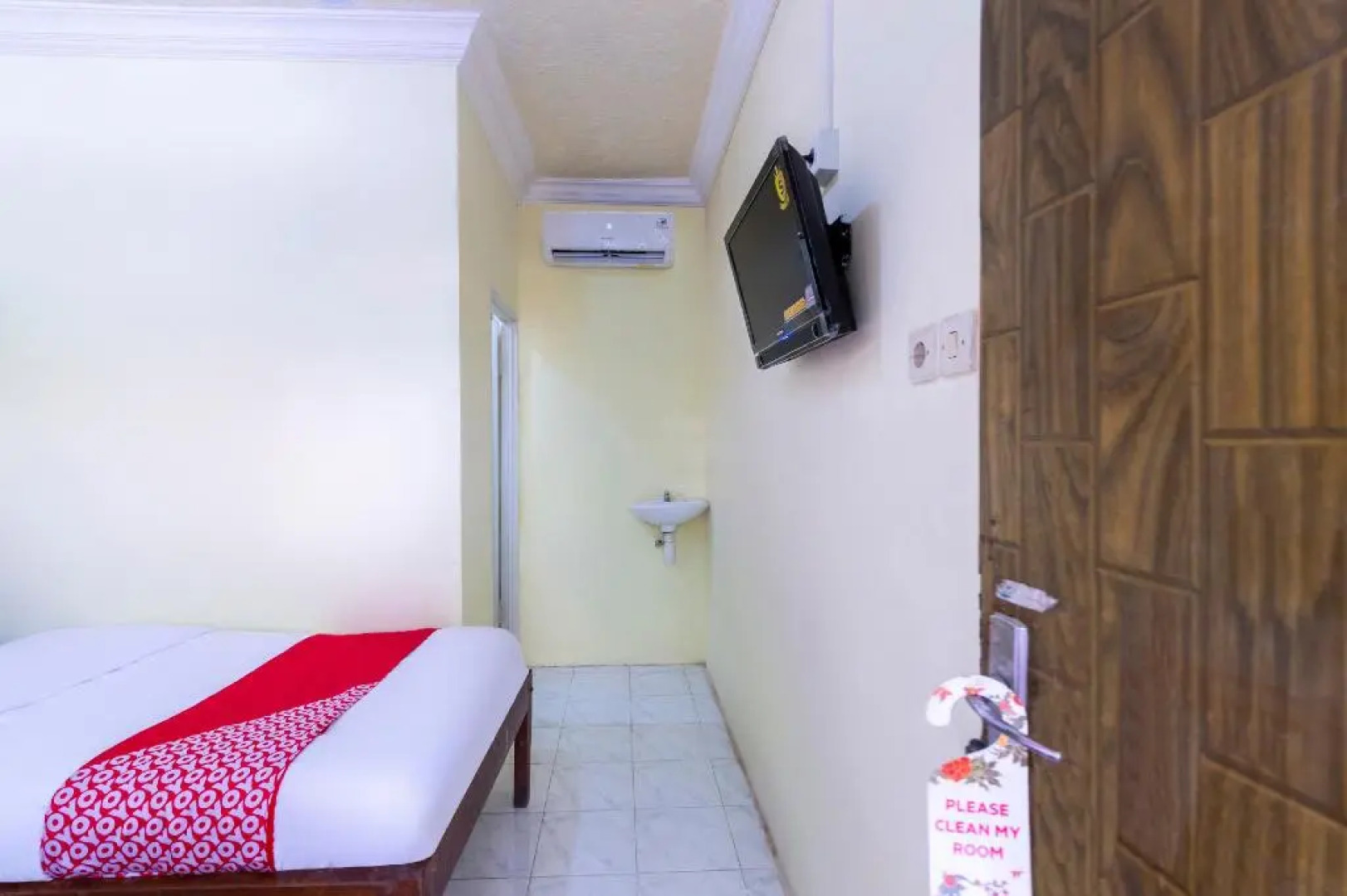 OYO 2708 Hotel Kemuning Syariah