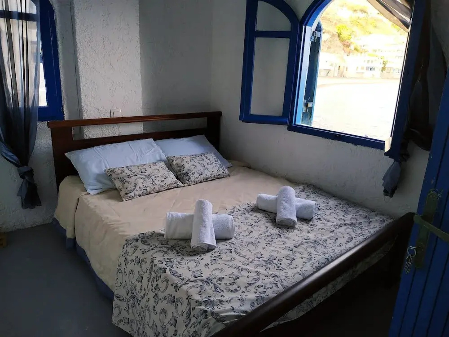 Lovely House On The Beach