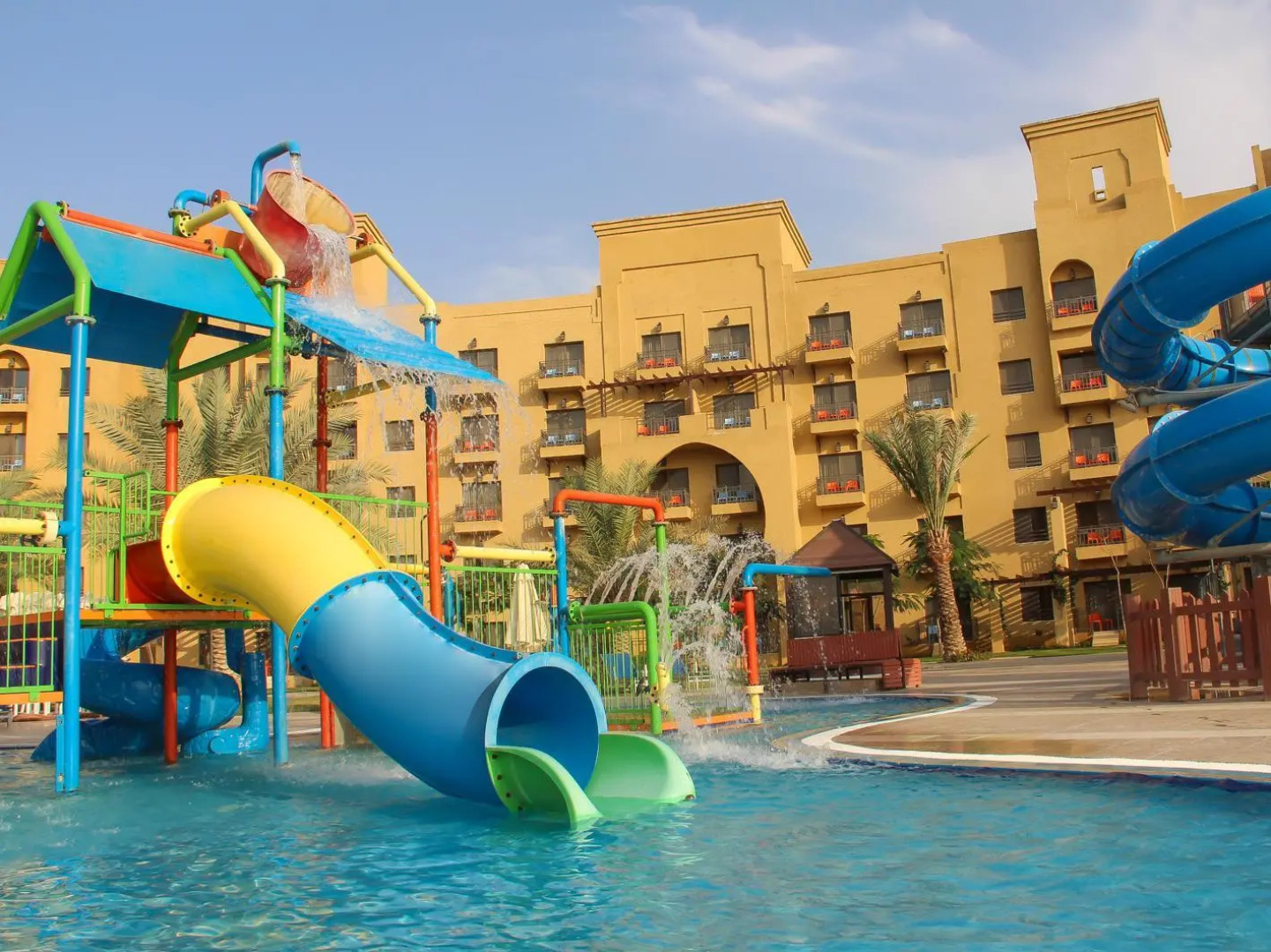 Lagoon Hotel & Resort